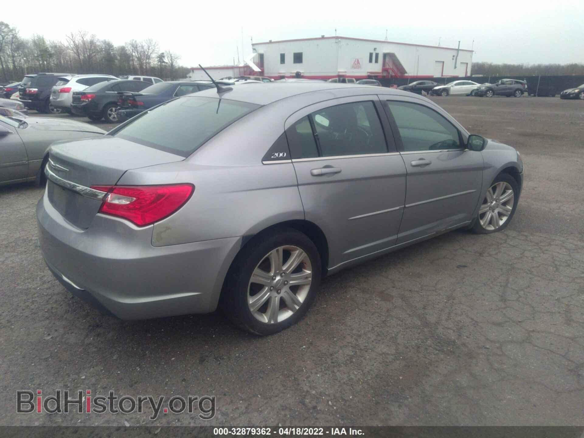 2013 CHRYSLER 200 - VIN: 1C3CCBBB8DN732534 - Фото 4