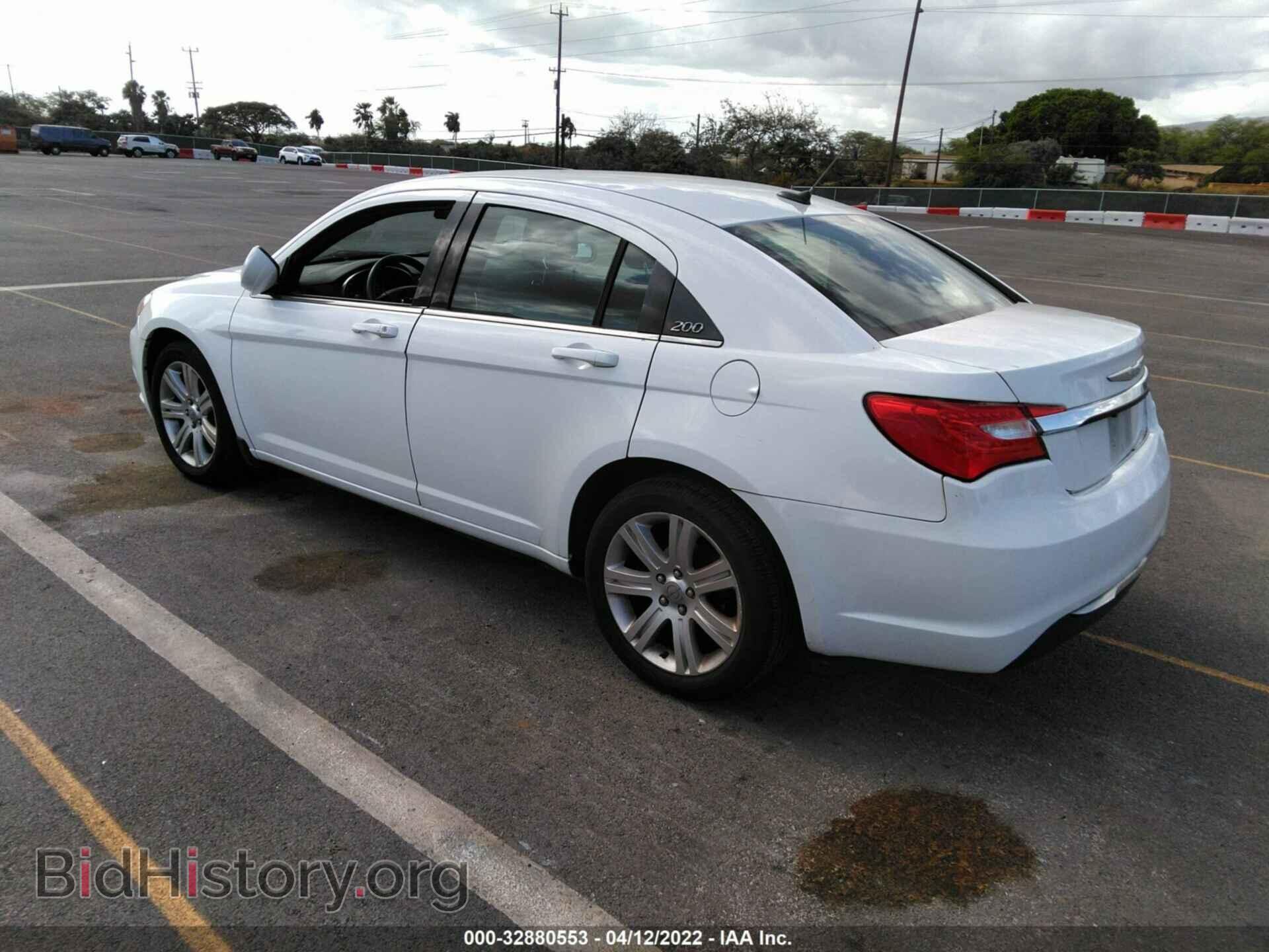 2013 CHRYSLER 200 - VIN: 1C3CCBAB1DN671948 - Фото 3