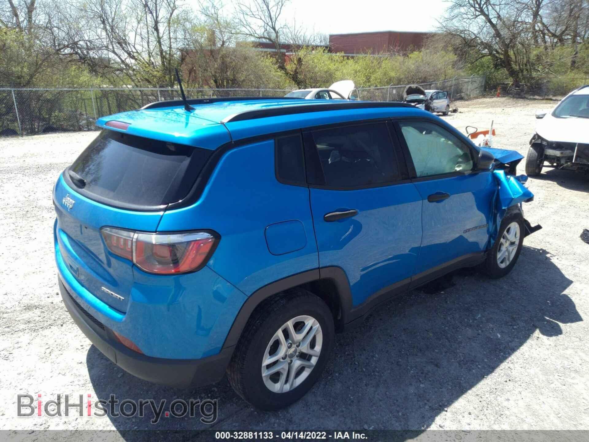 2017 JEEP COMPASS - VIN: 3C4NJCAB8HT658300 - Фото 4