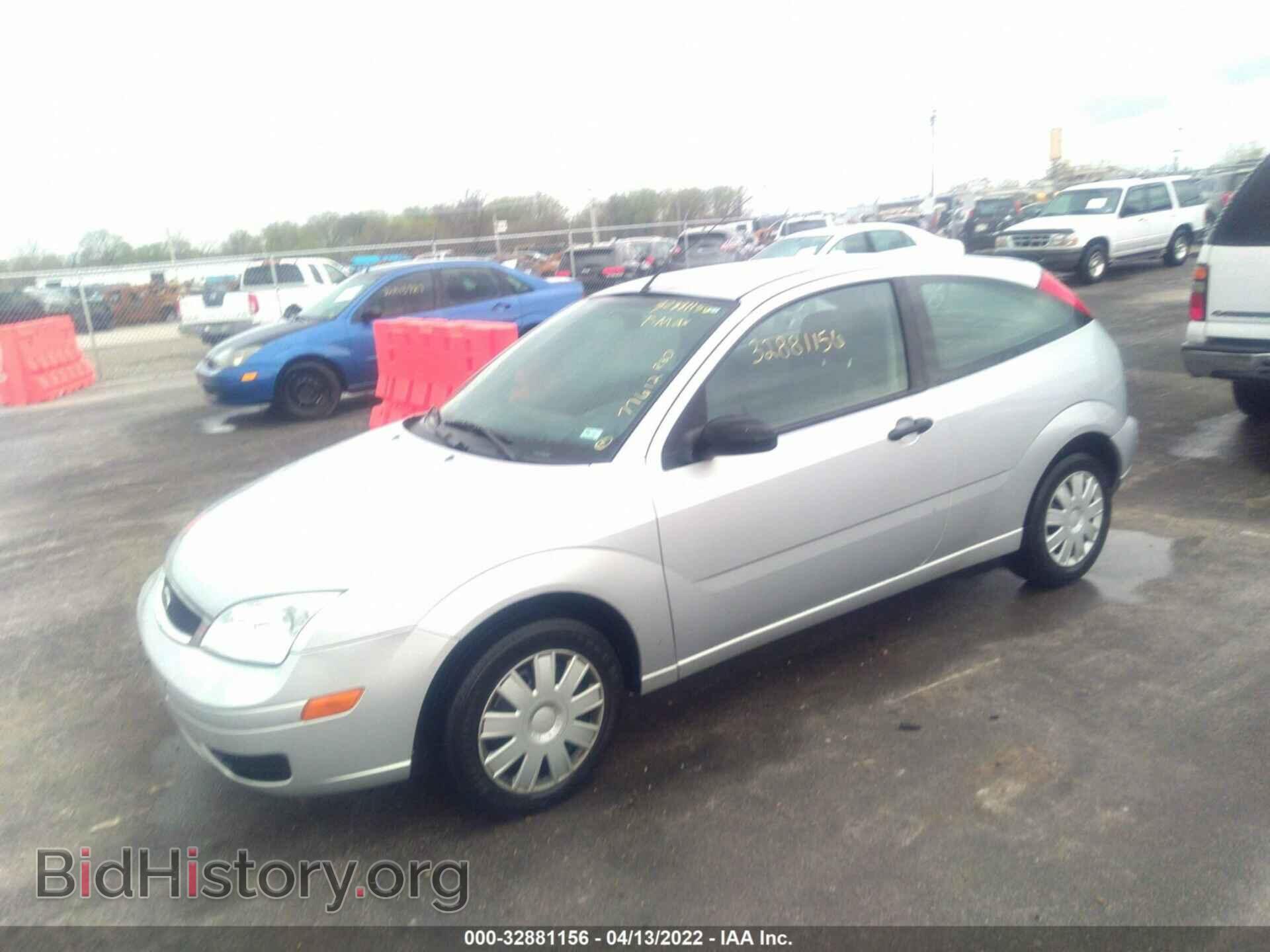 2007 FORD FOCUS - VIN: 1FAFP31N17W161617 - Фото 2
