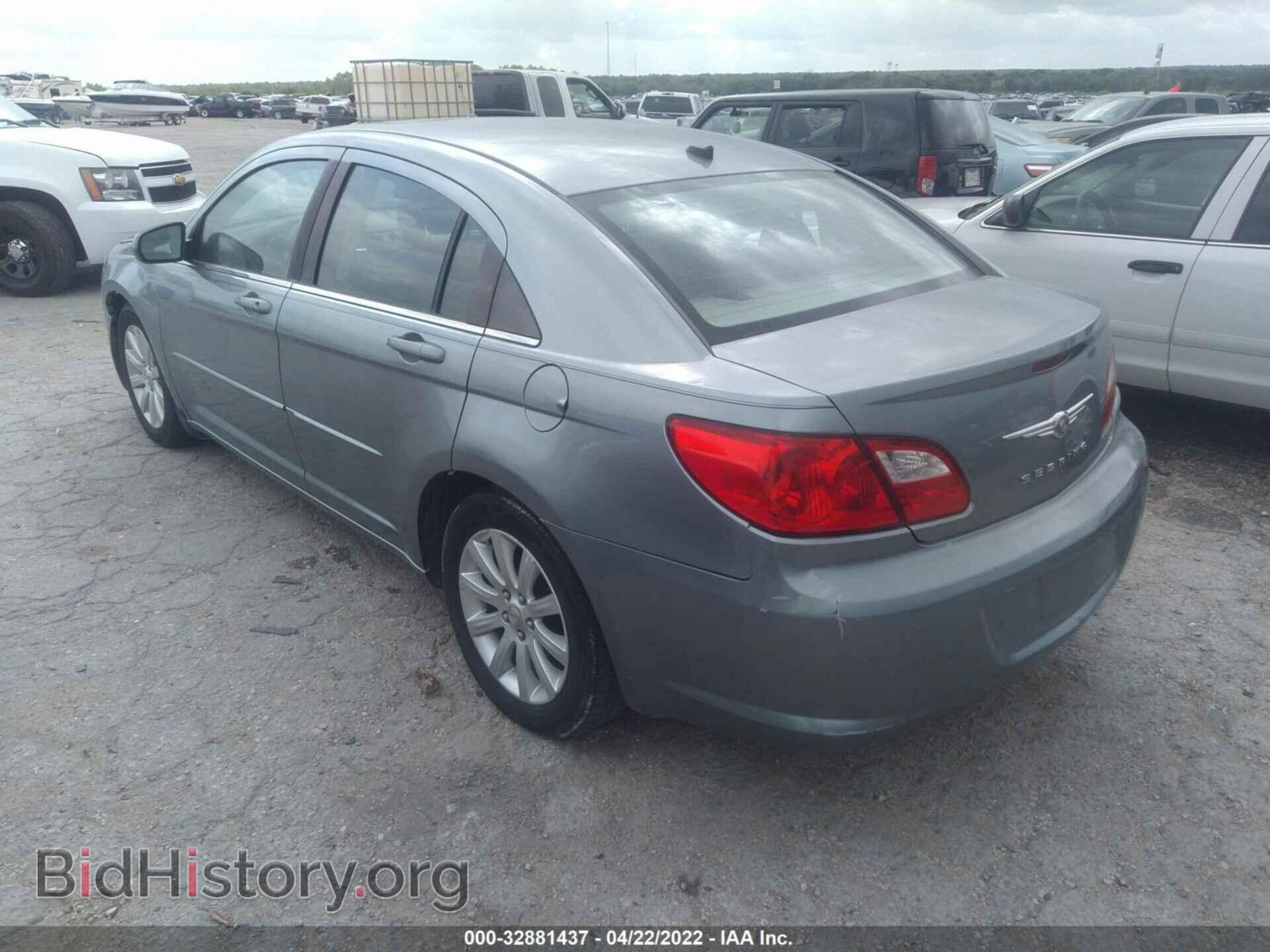 2010 CHRYSLER SEBRING - VIN: 1C3CC5FD6AN190813 - Фото 3