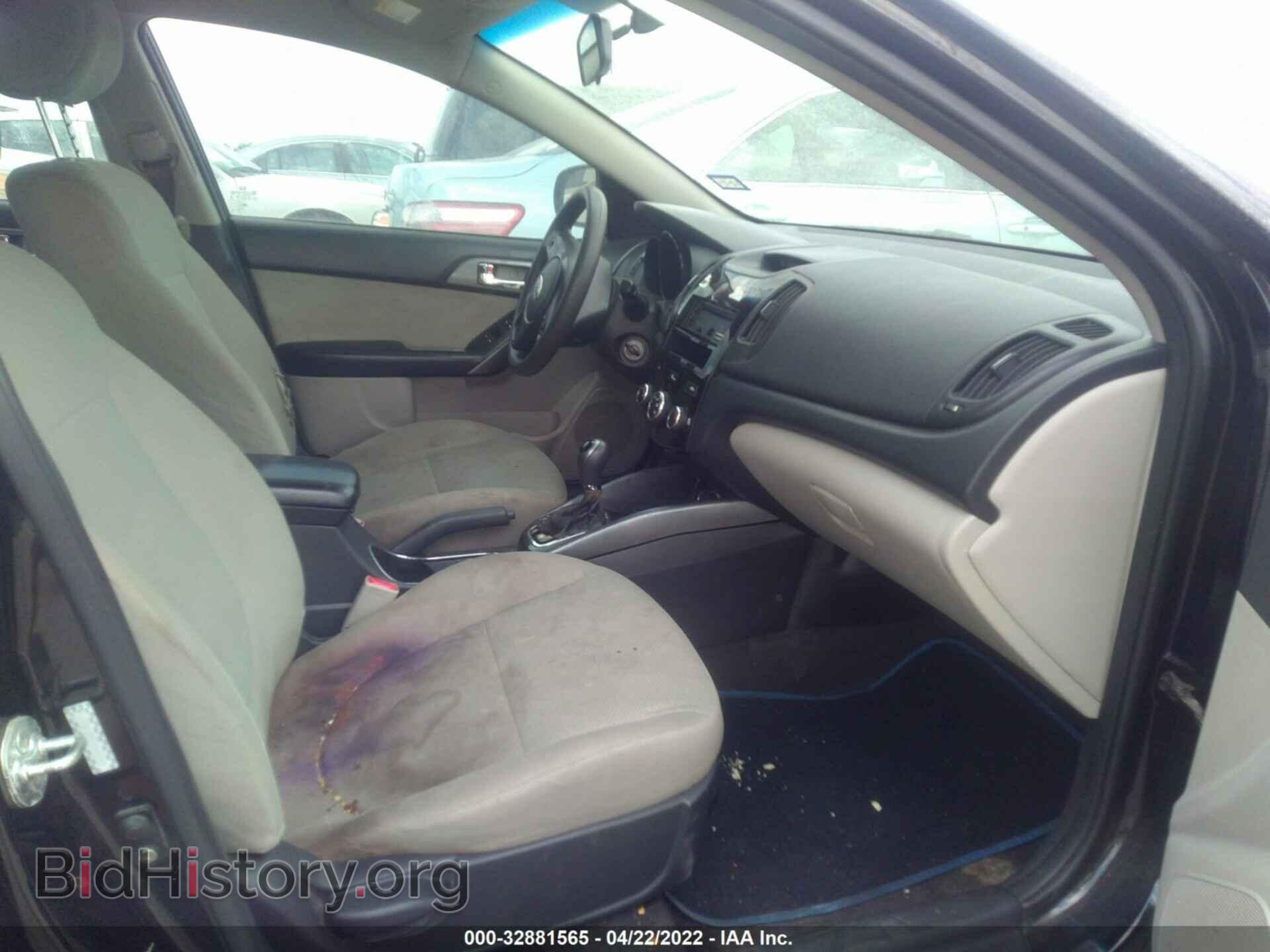 2013 KIA FORTE - VIN: KNAFU4A29D5667547 - Фото 5