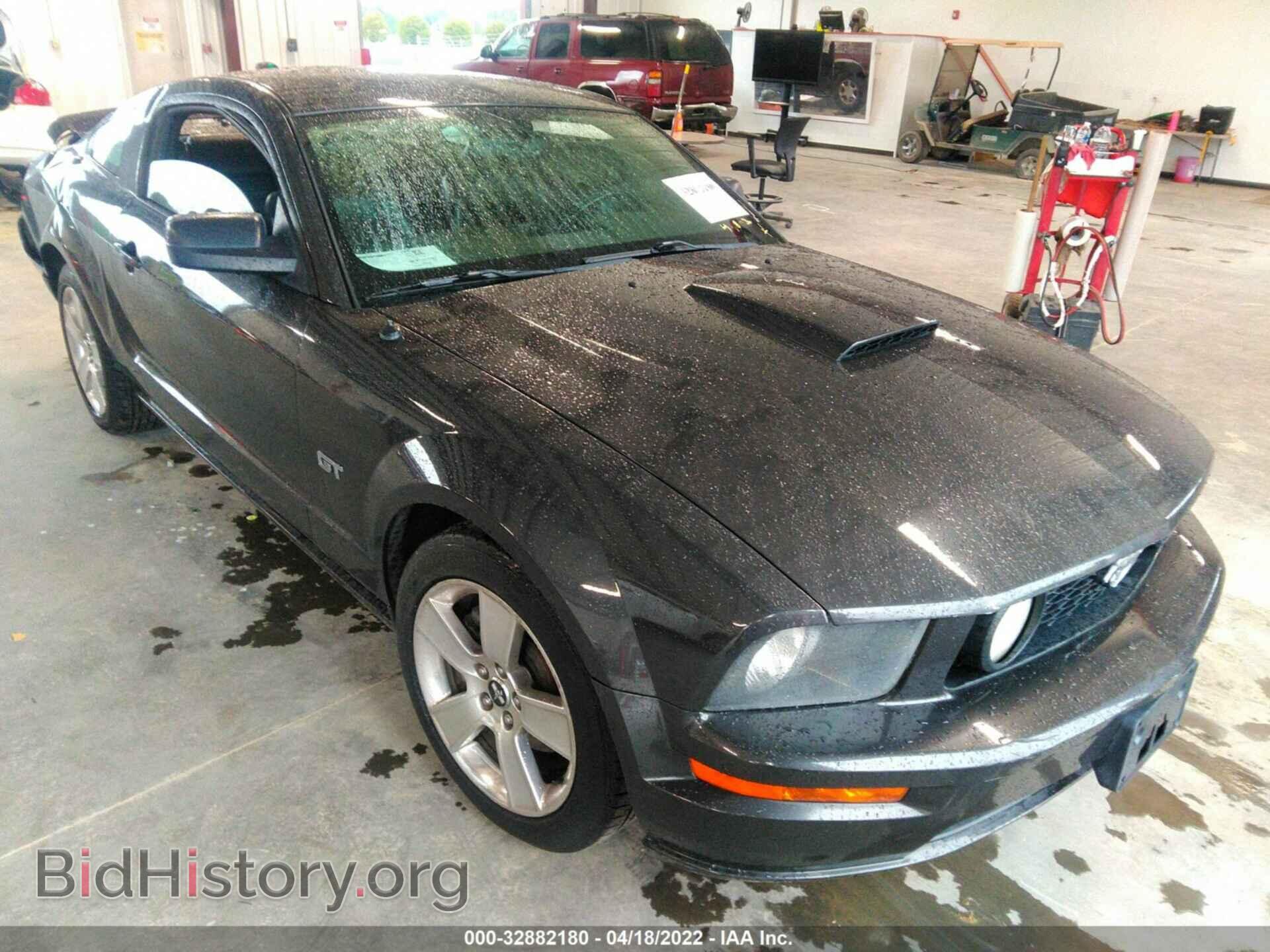 Photo 1ZVHT82HX75331318 - FORD MUSTANG 2007