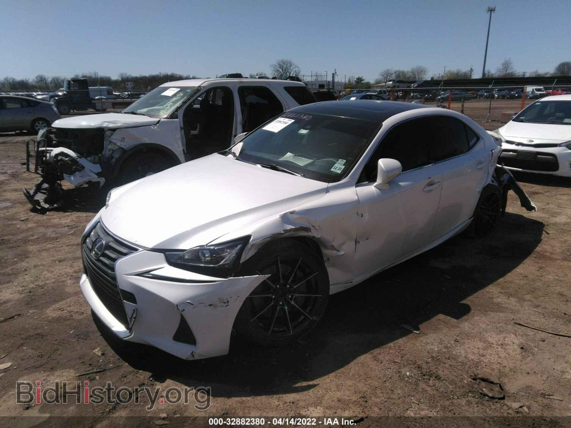 2017 LEXUS IS - VIN: JTHCM1D22H5015261 - Фото 2