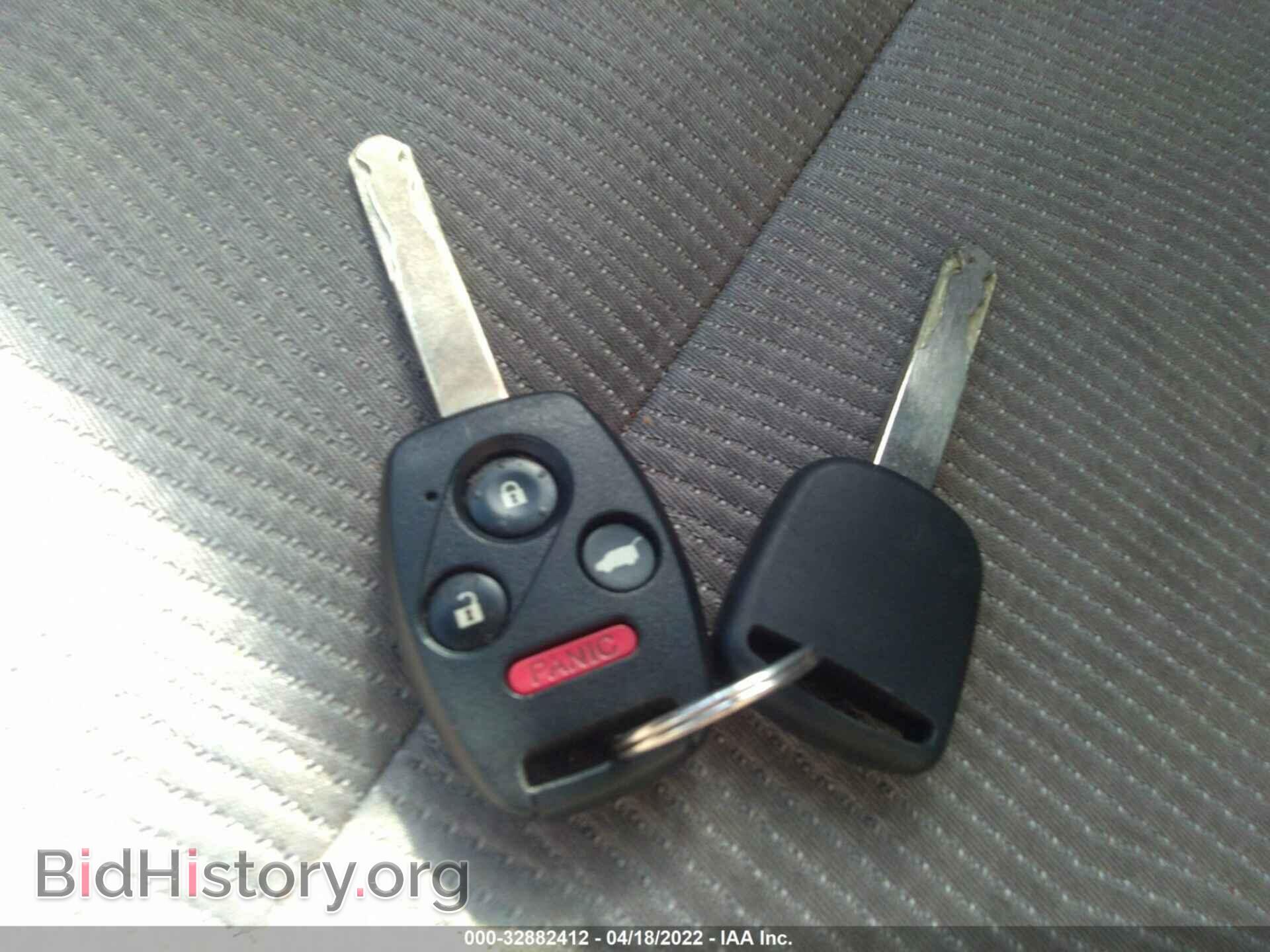 2011 HONDA PILOT - VIN: 5FNYF3H44BB024557 - Фото 11