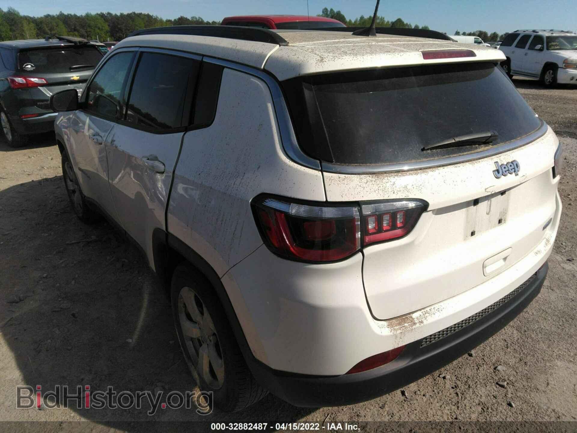 2018 JEEP COMPASS - VIN: 3C4NJCBB1JT374494 - Фото 3
