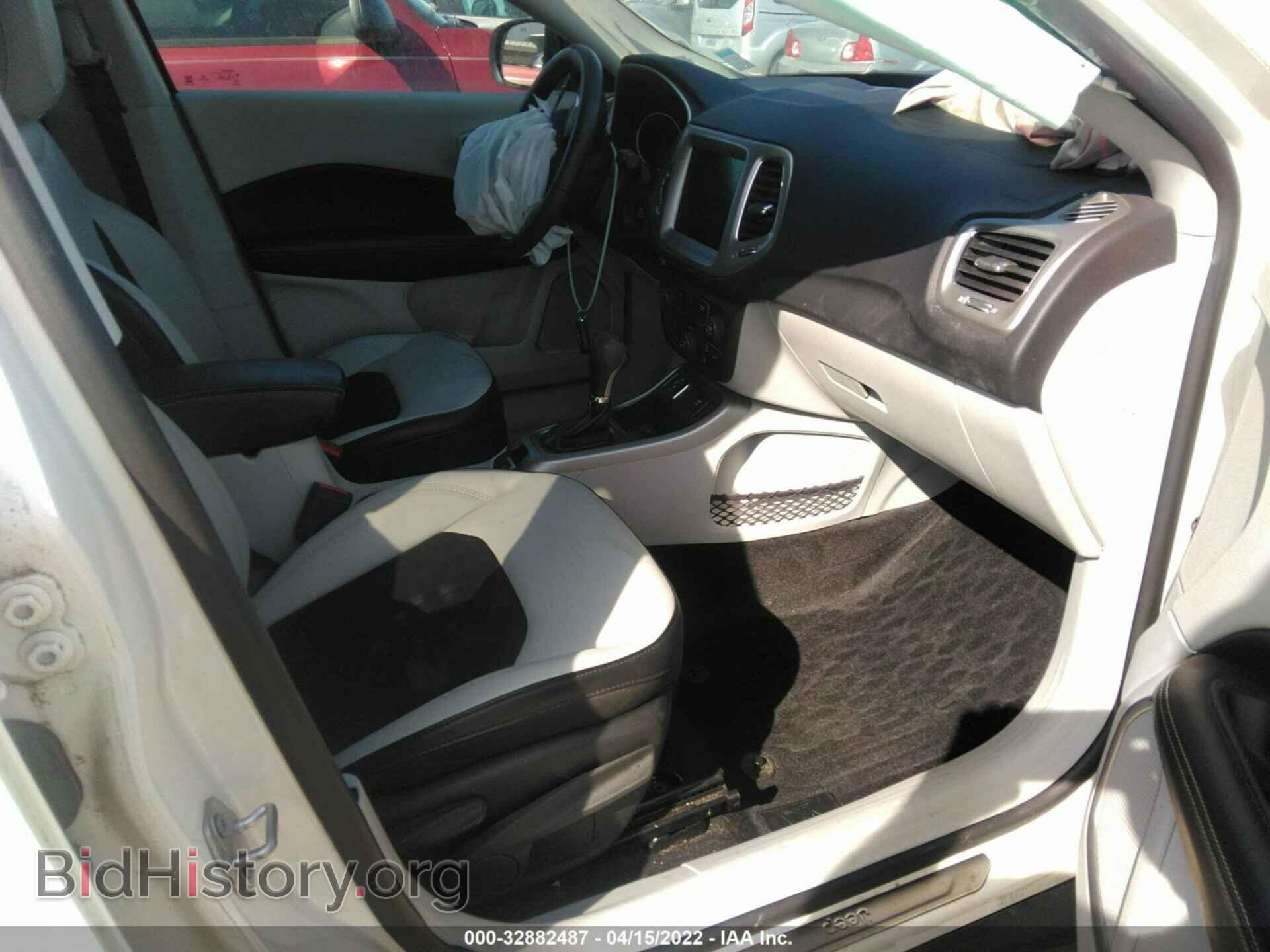 2018 JEEP COMPASS - VIN: 3C4NJCBB1JT374494 - Фото 5