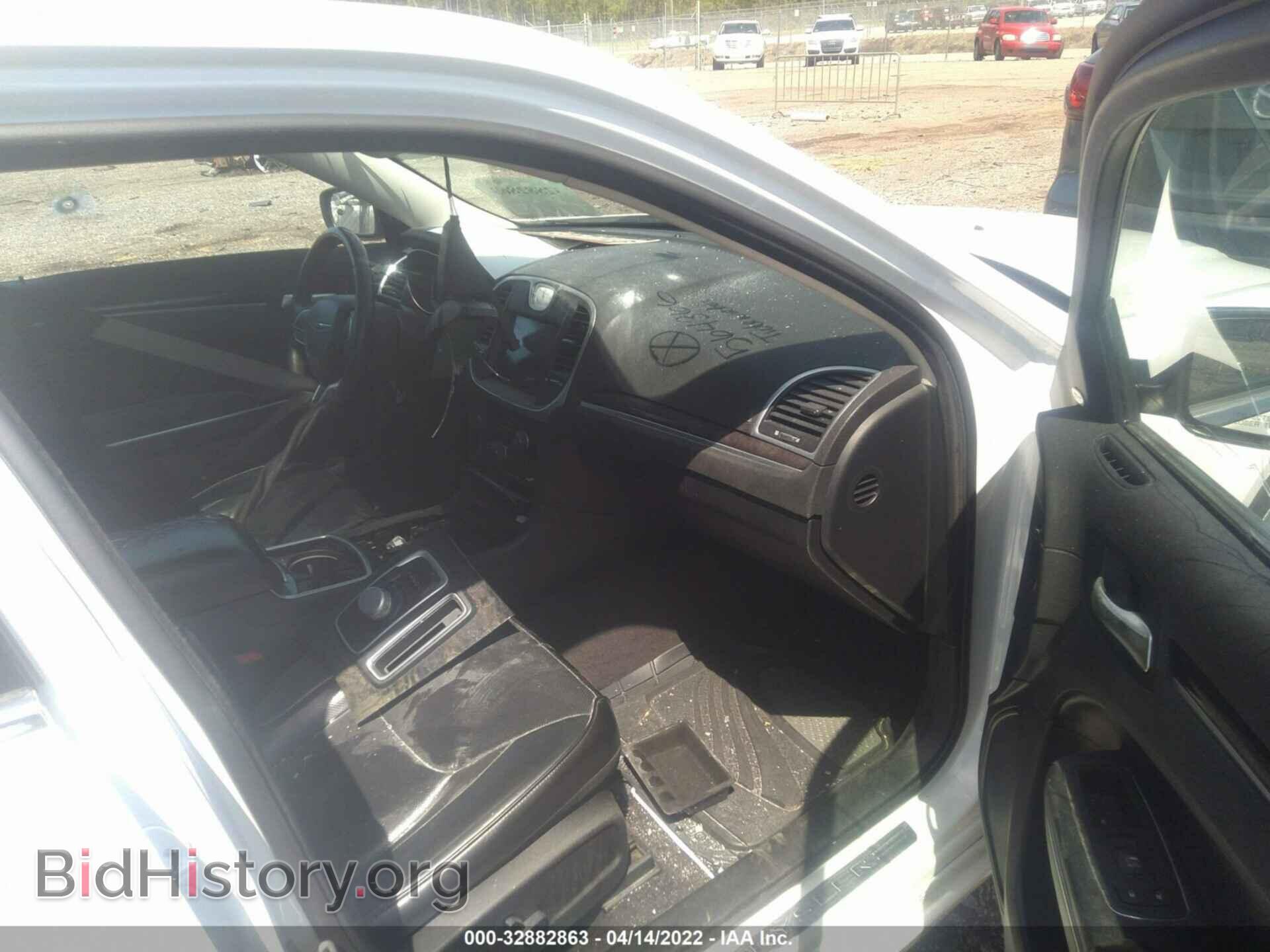 2017 CHRYSLER 300 - VIN: 2C3CCAEG5HH564366 - Фото 5