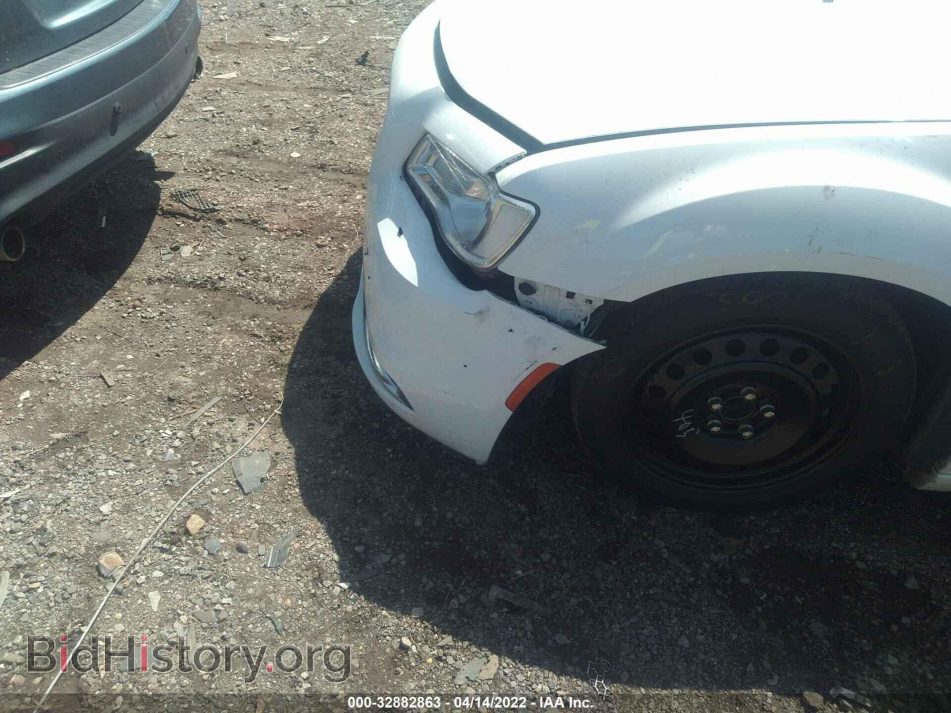 2017 CHRYSLER 300 - VIN: 2C3CCAEG5HH564366 - Фото 6