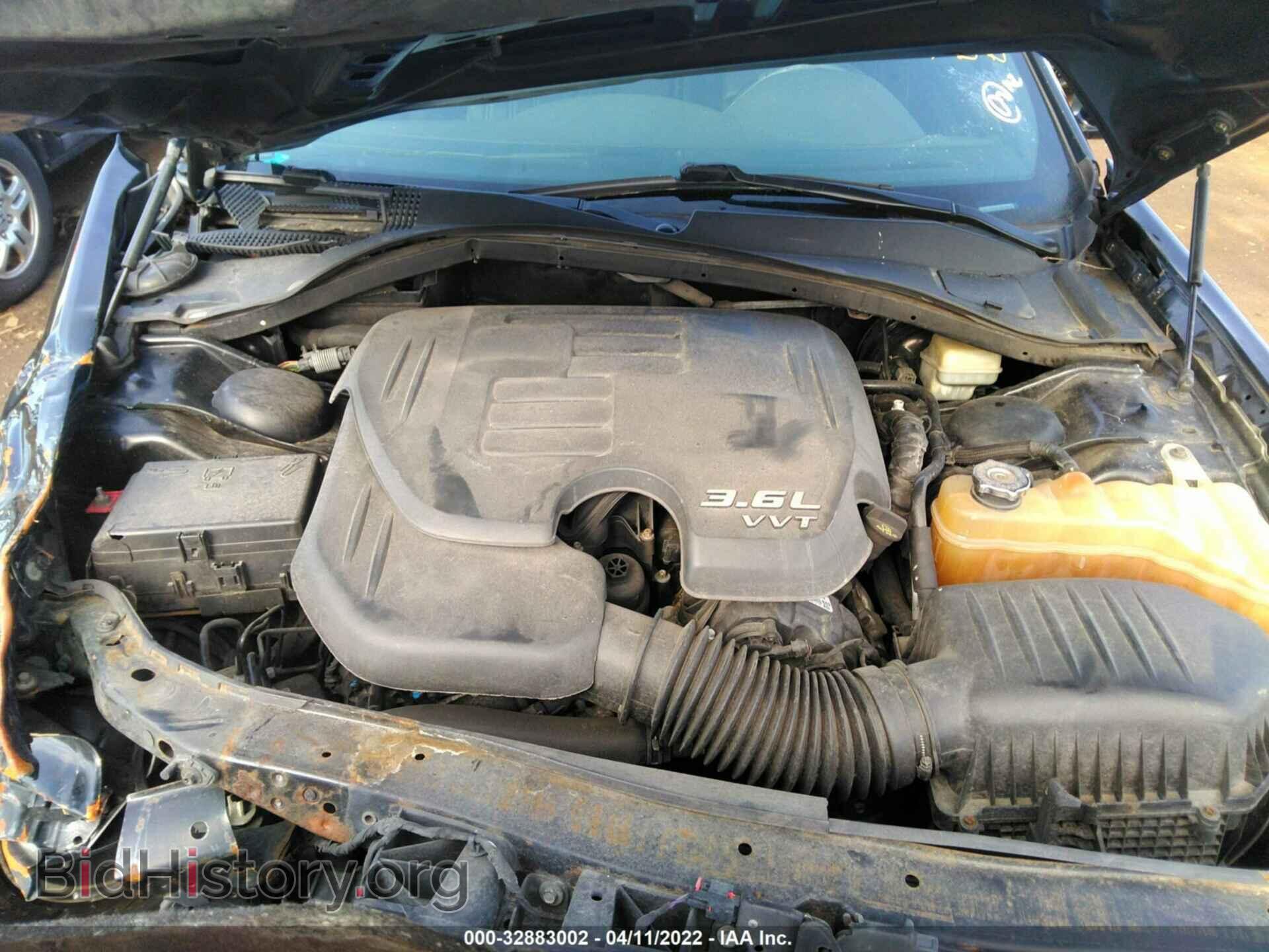2014 CHRYSLER 300 - VIN: 2C3CCAGG1EH283786 - Фото 10