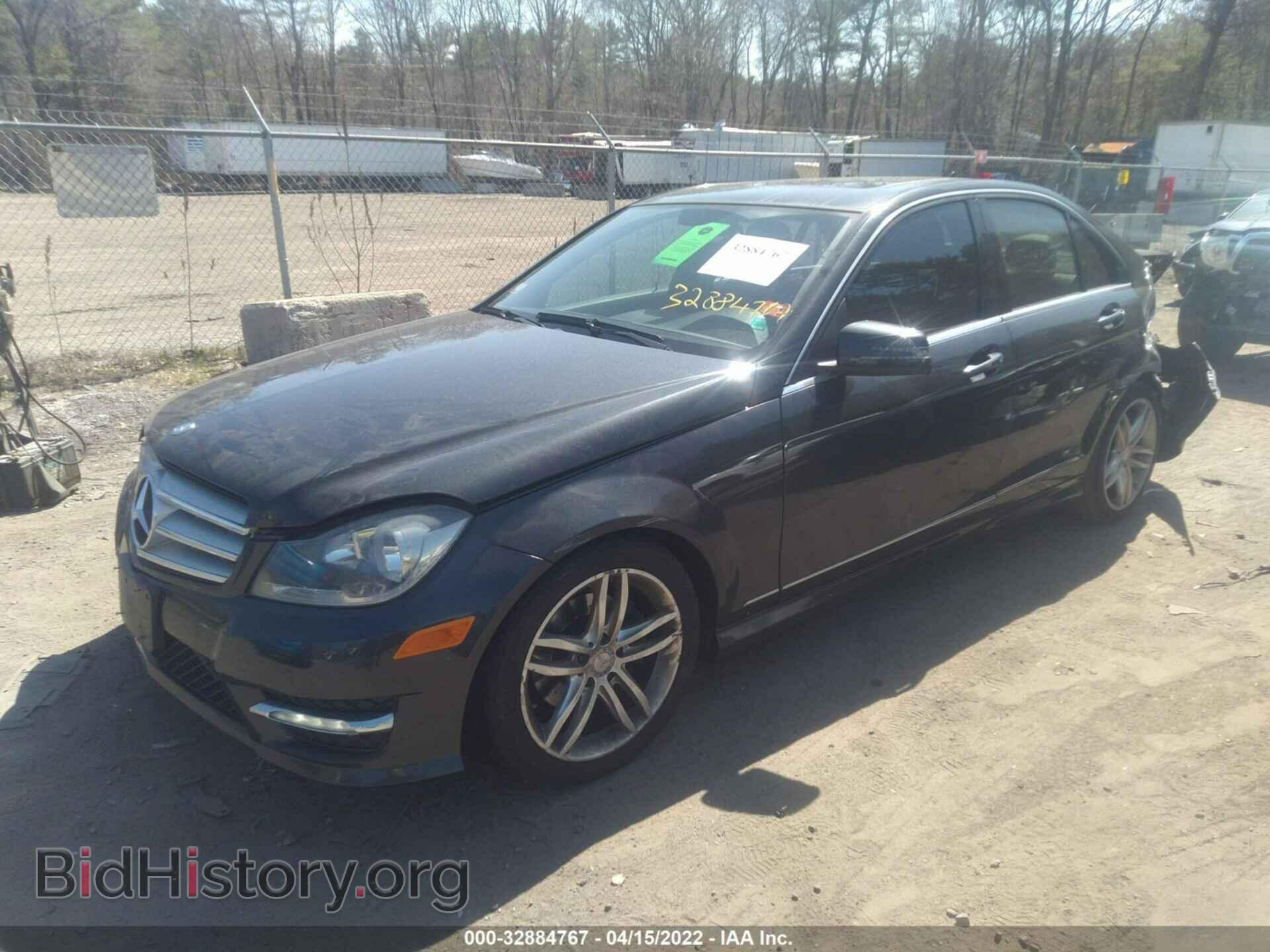 2012 MERCEDES-BENZ C-CLASS - VIN: WDDGF8BB3CA701968 - Фото 2