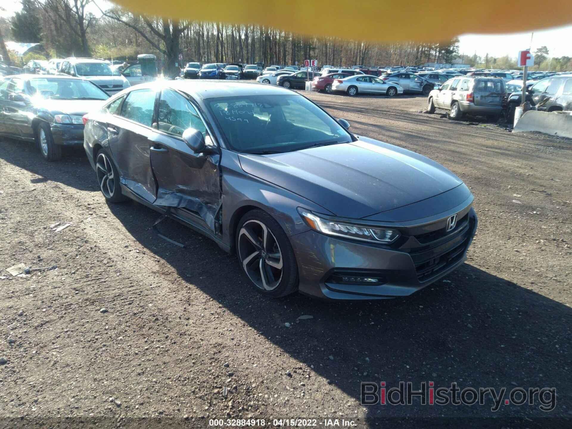 Photo 1HGCV1F35JA259523 - HONDA ACCORD SEDAN 2018