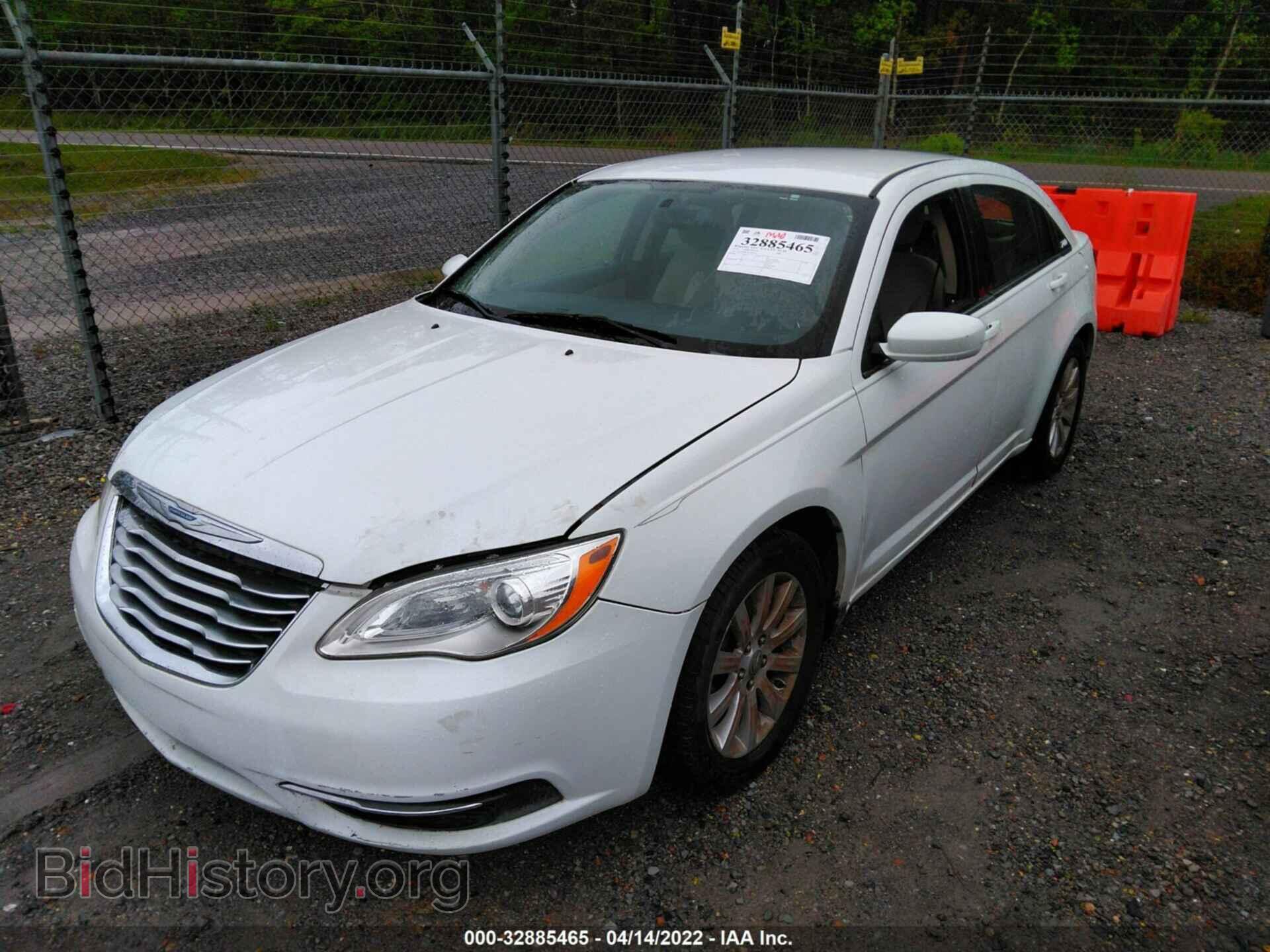 2012 CHRYSLER 200 - VIN: 1C3CCBBG7CN307428 - Photo 2