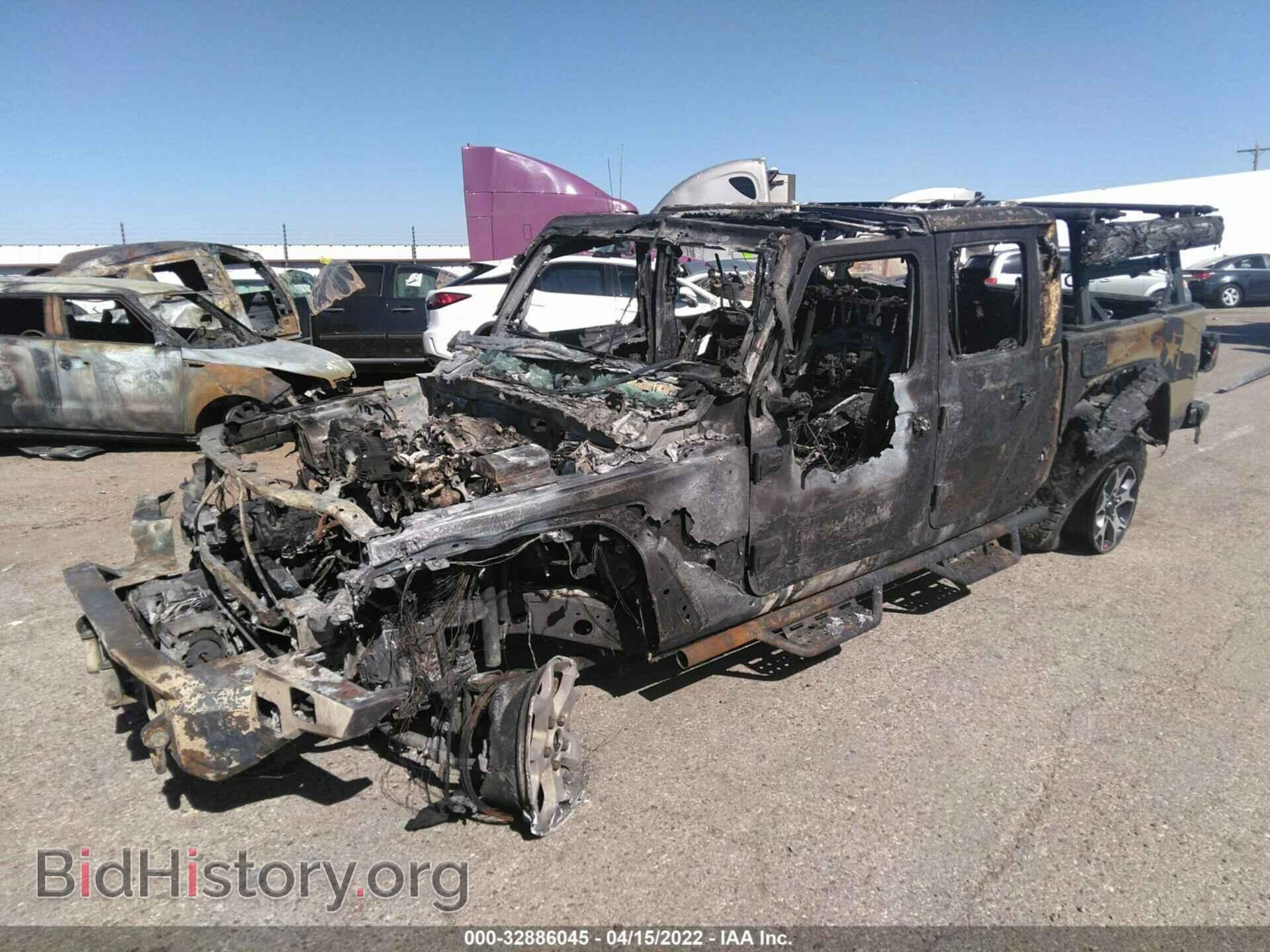 2020 JEEP GLADIATOR - VIN: 1C6HJTAG8LL211602 - Фото 2