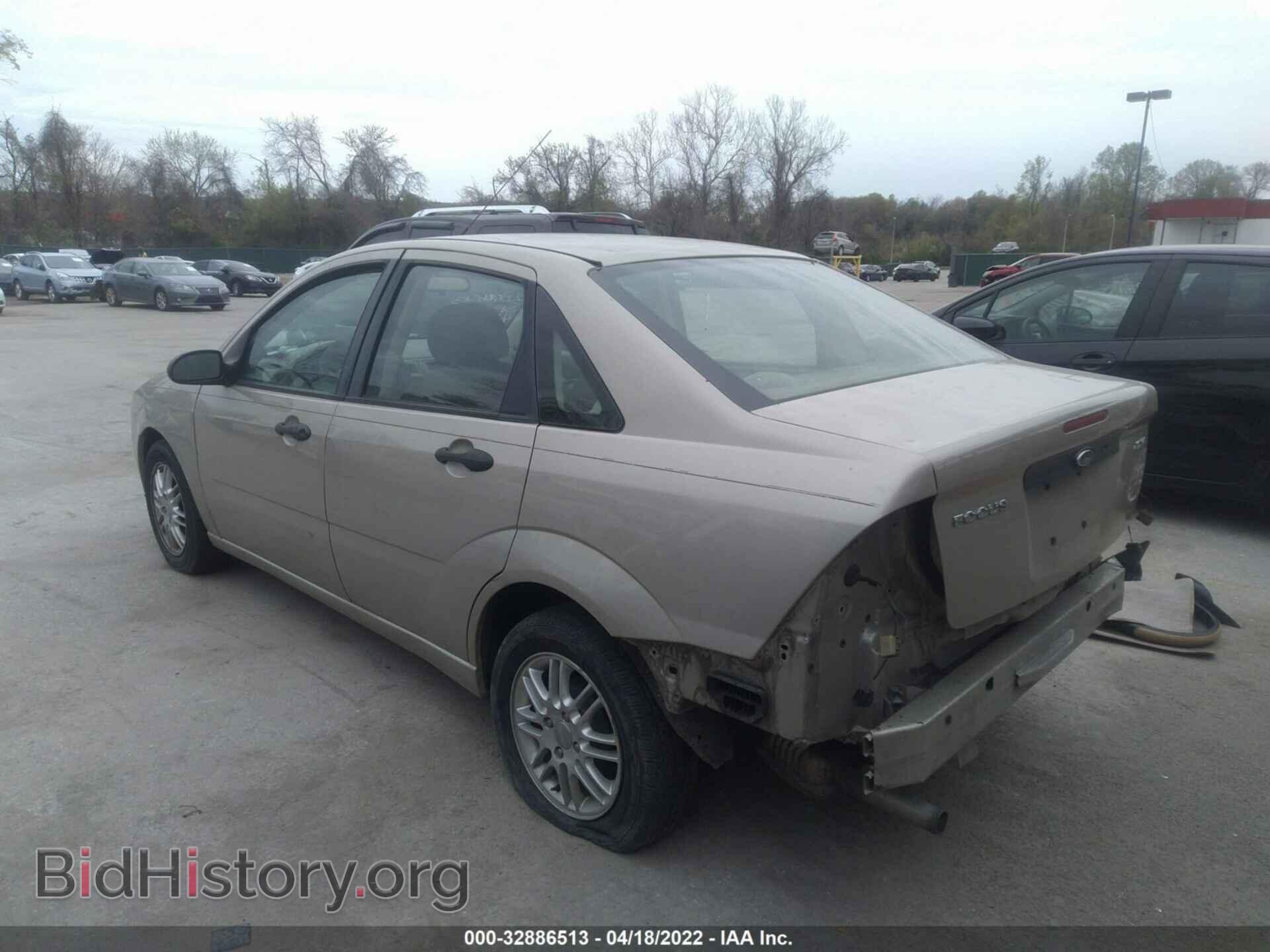 2006 FORD FOCUS - VIN: 1FAFP34N06W234258 - Фото 3