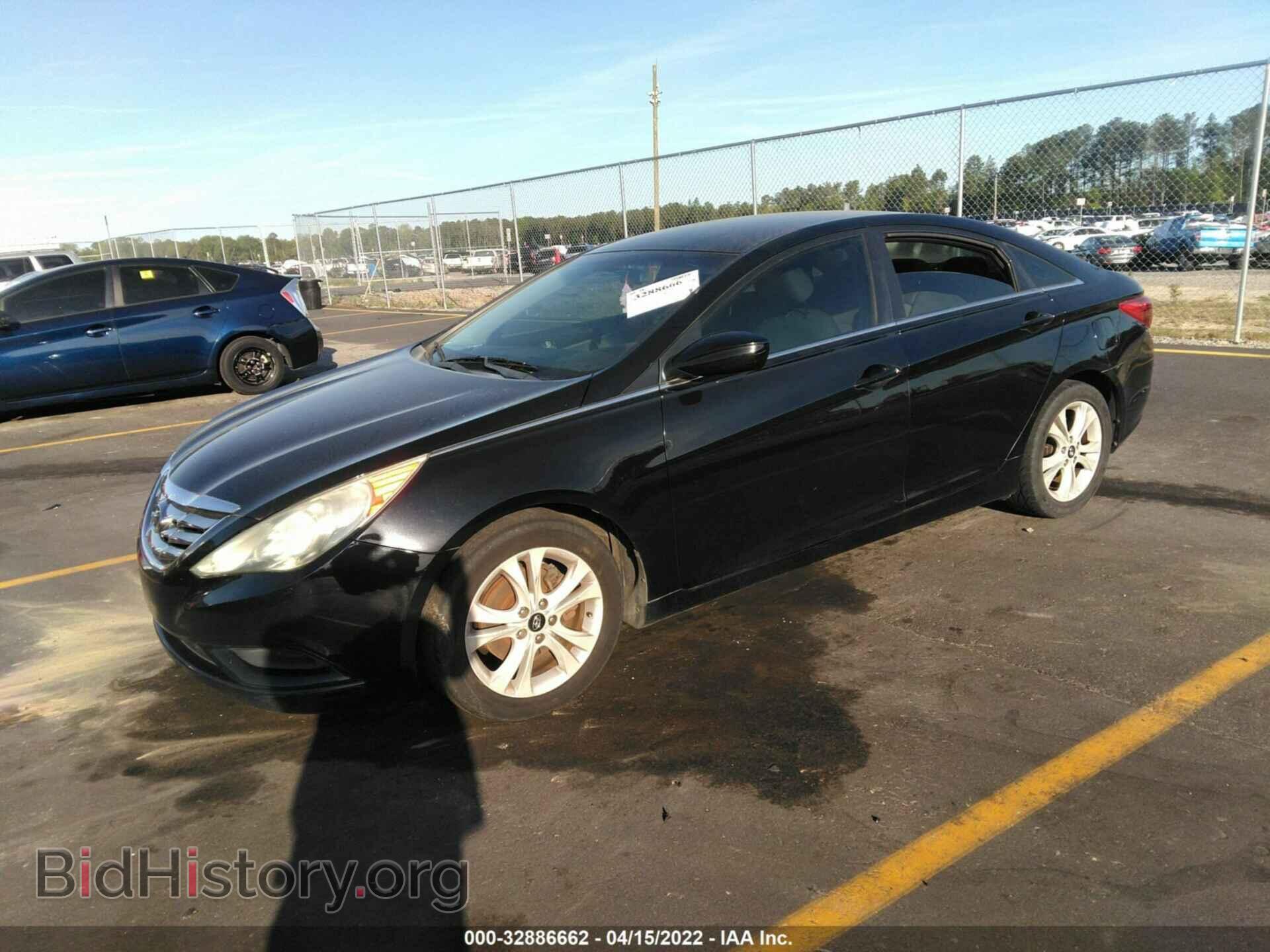 2011 HYUNDAI SONATA - VIN: 5NPEB4AC2BH093772 - Фото 2
