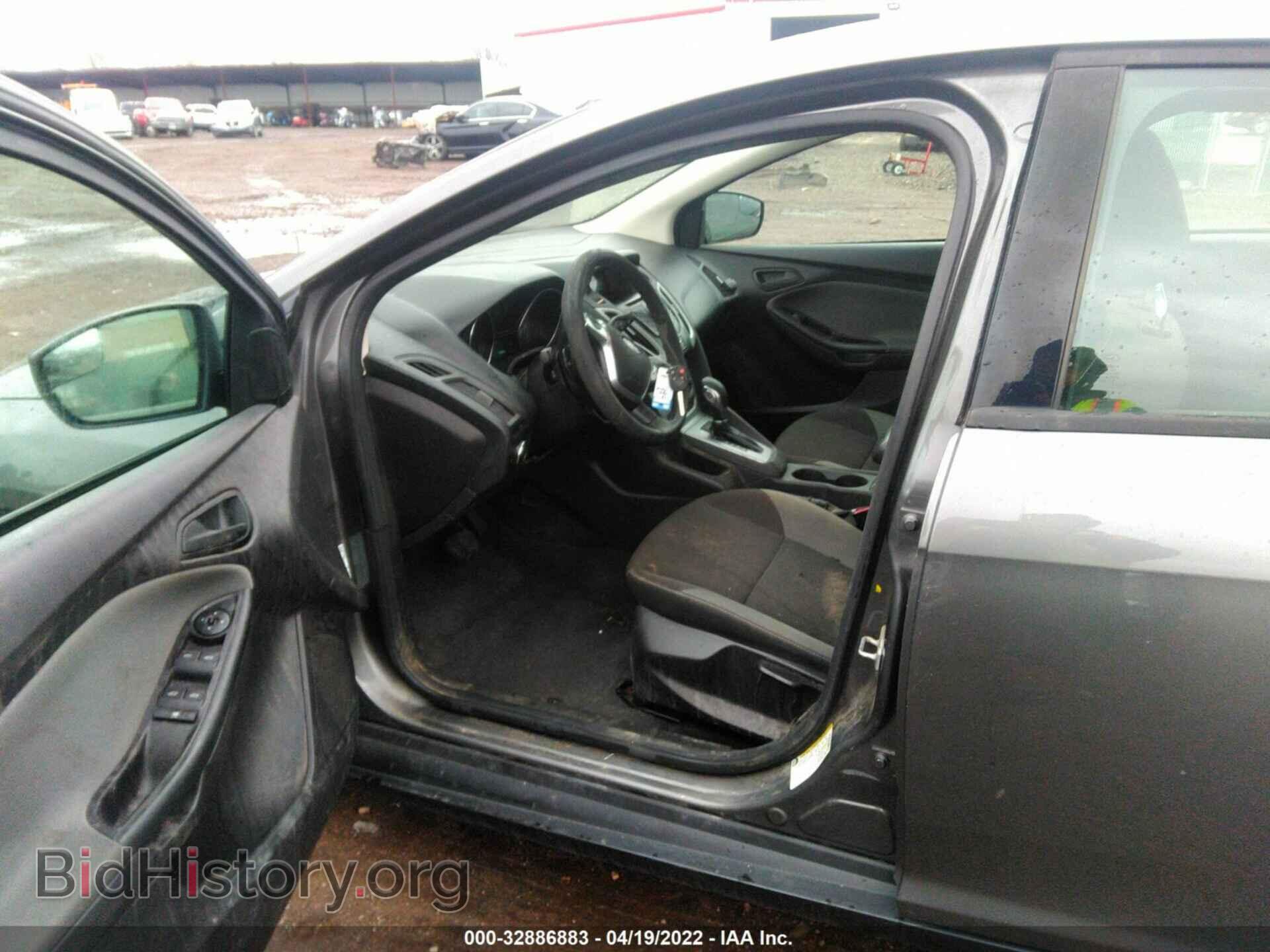 2012 FORD FOCUS - VIN: 1FAHP3F22CL211704 - Photo 5