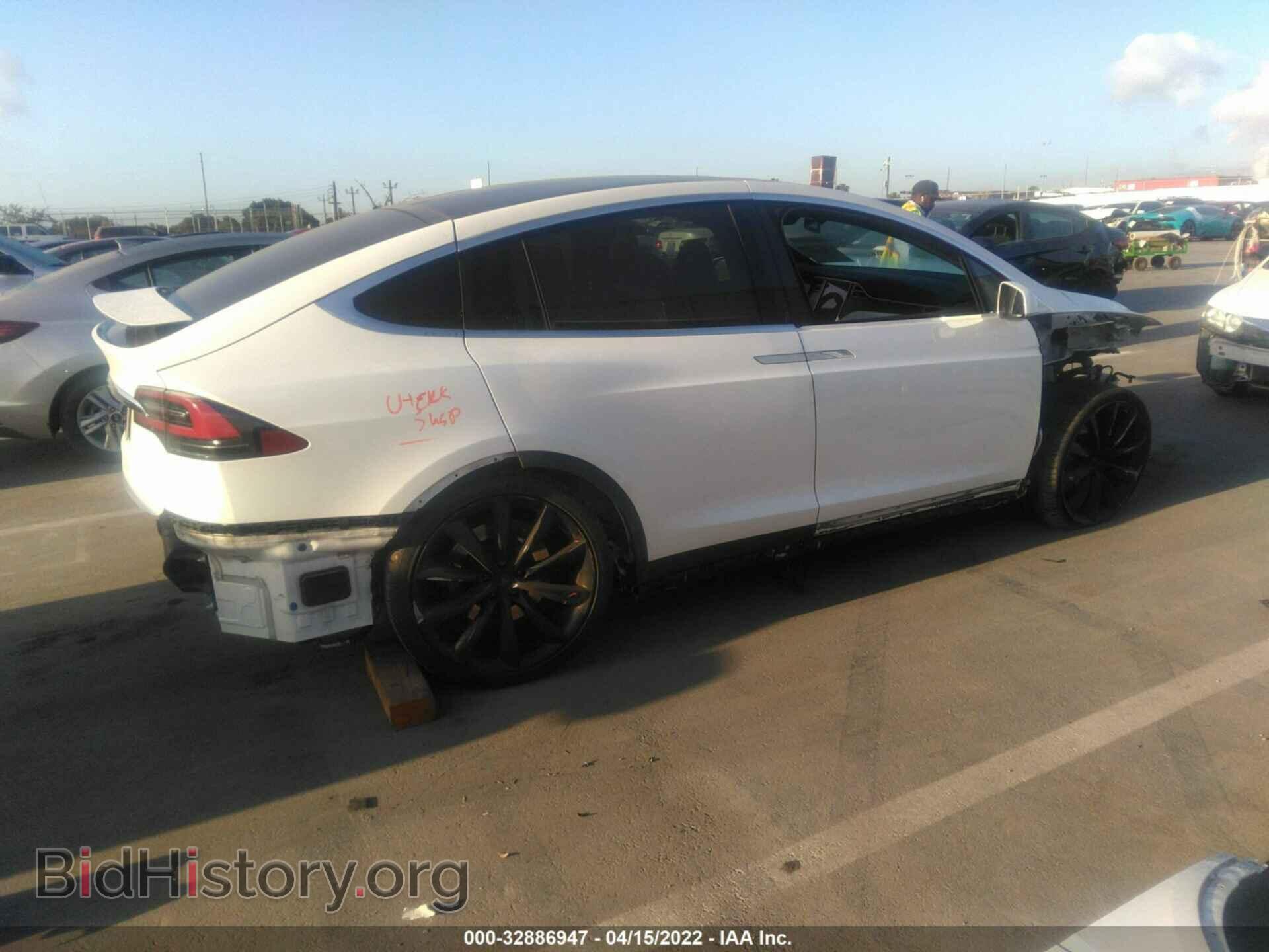 2016 TESLA MODEL X - VIN: 5YJXCBE47GF003907 - Photo 4