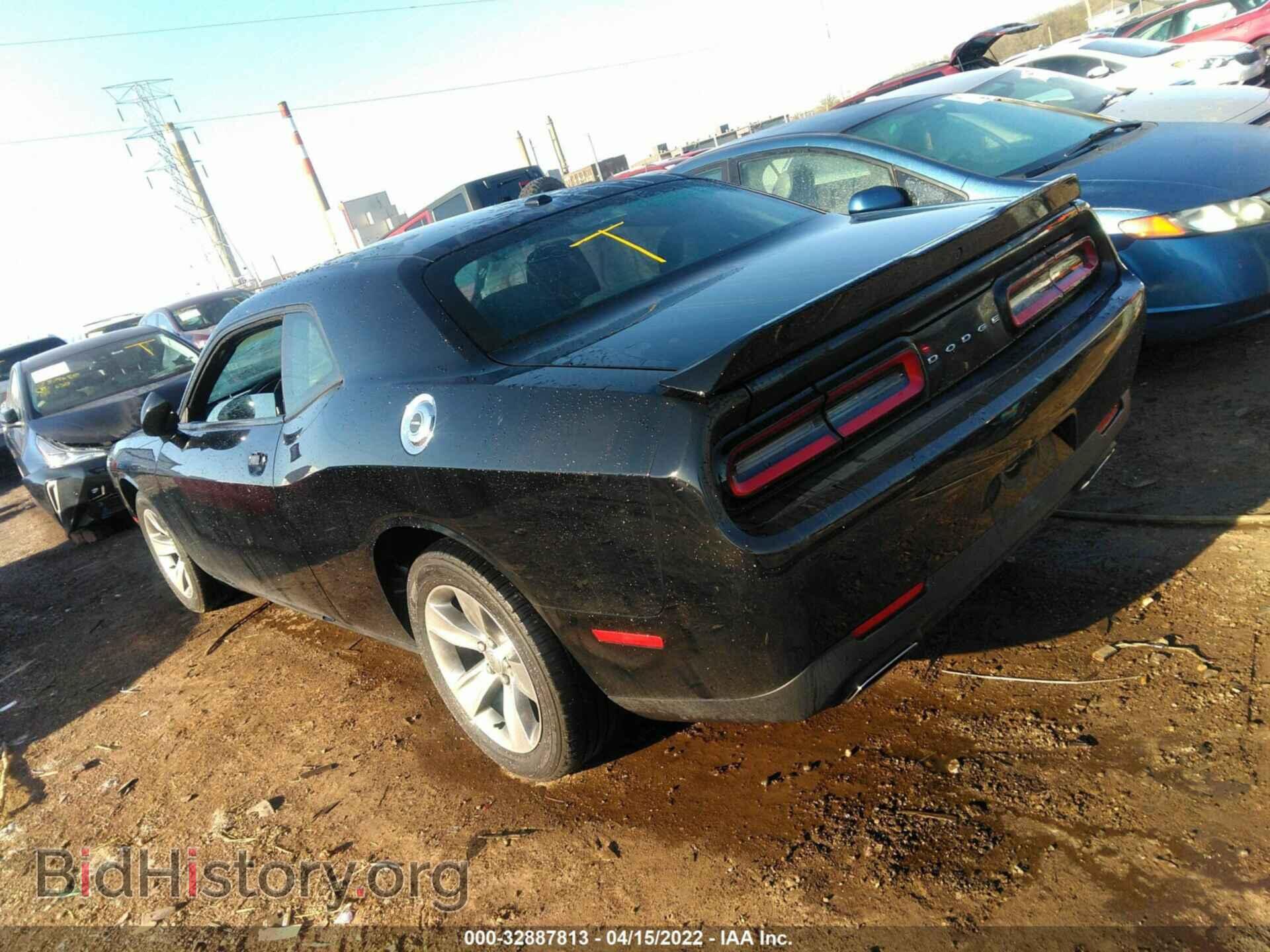 2018 DODGE CHALLENGER - VIN: 2C3CDZAG1JH237423 - Фото 3