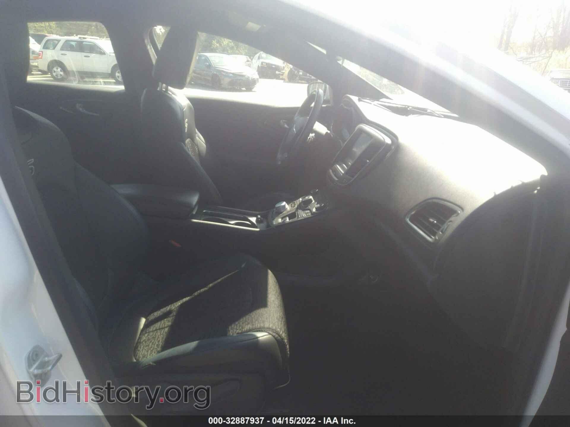 2016 CHRYSLER 200 - VIN: 1C3CCCBBXGN161736 - Фото 5