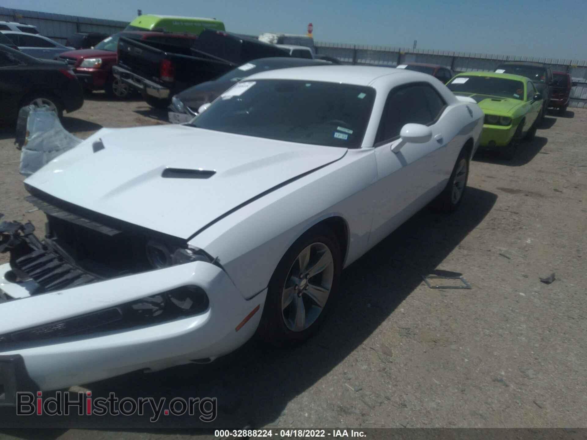 2019 DODGE CHALLENGER - VIN: 2C3CDZAG0KH744458 - Фото 2