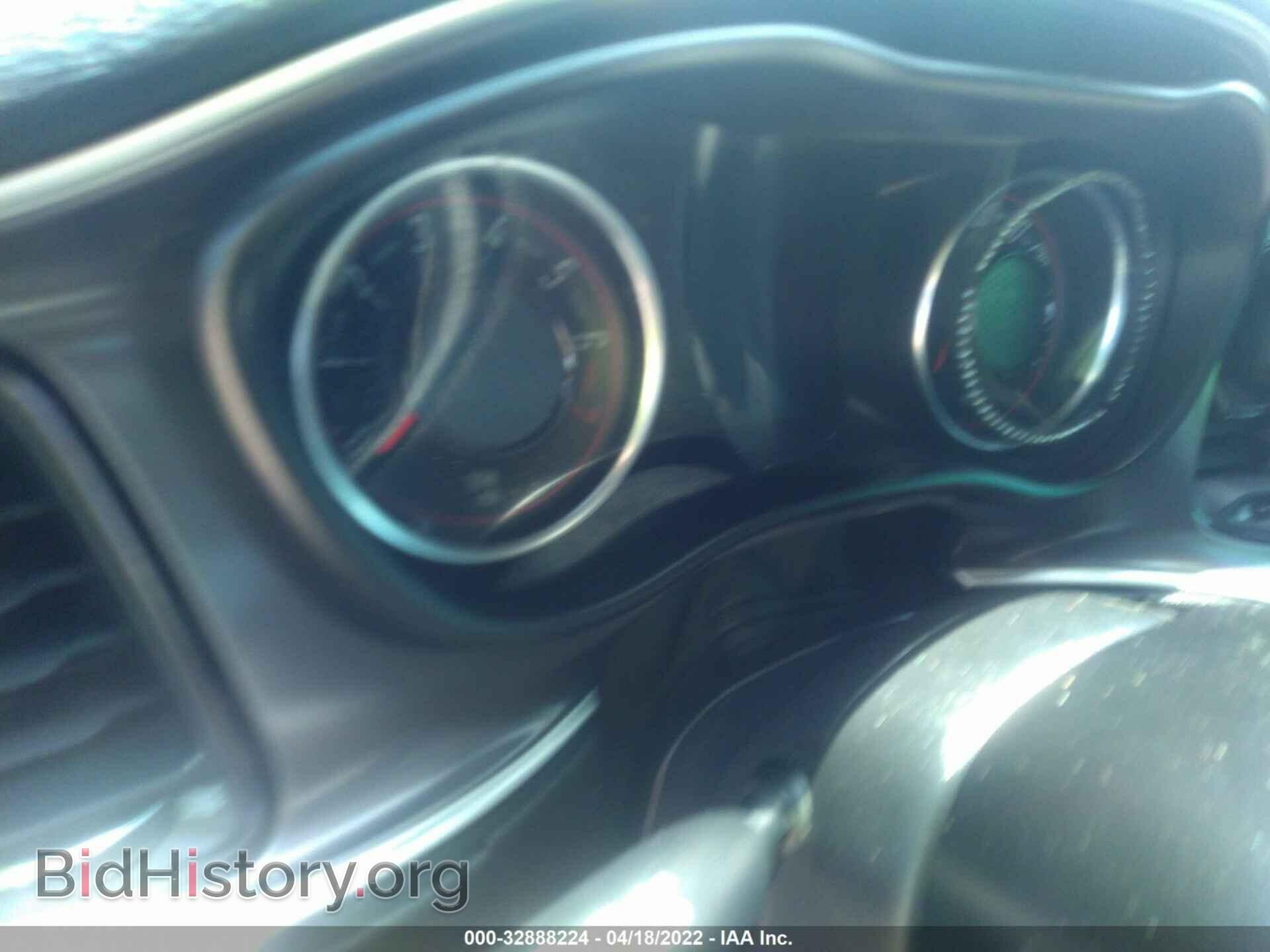 2019 DODGE CHALLENGER - VIN: 2C3CDZAG0KH744458 - Фото 7