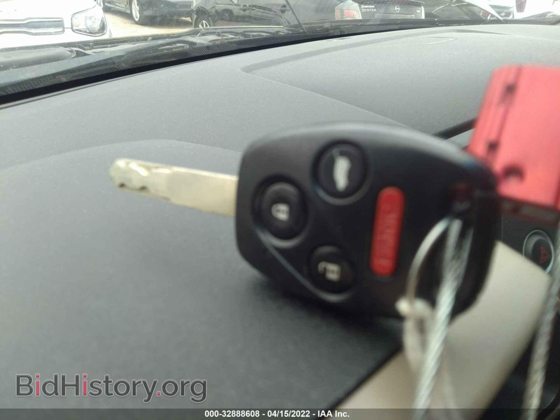 2011 HONDA PILOT - VIN: 5FNYF4H57BB063285 - Фото 11