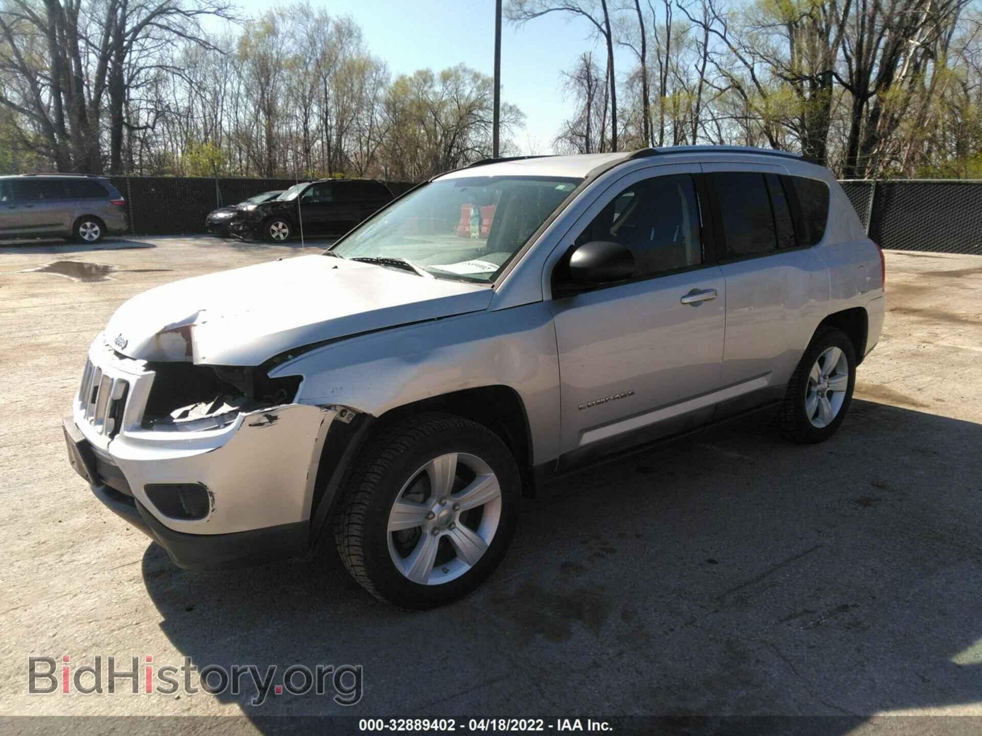 2011 JEEP COMPASS - VIN: 1J4NF1FB8BD282235 - Фото 2