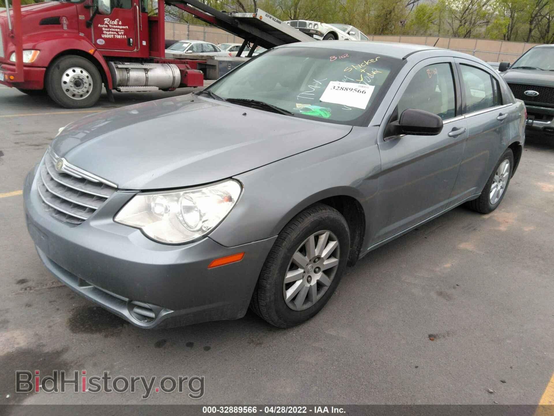 2010 CHRYSLER SEBRING - VIN: 1C3CC4FB8AN127060 - Фото 2