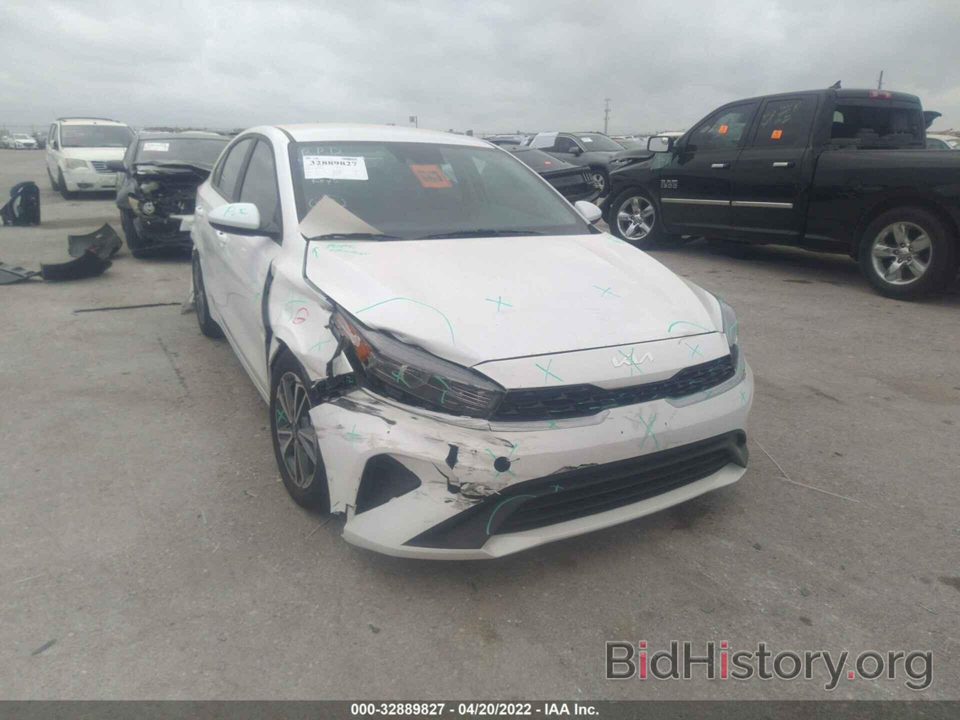 Photo 3KPF24AD8NE466092 - KIA FORTE 2022