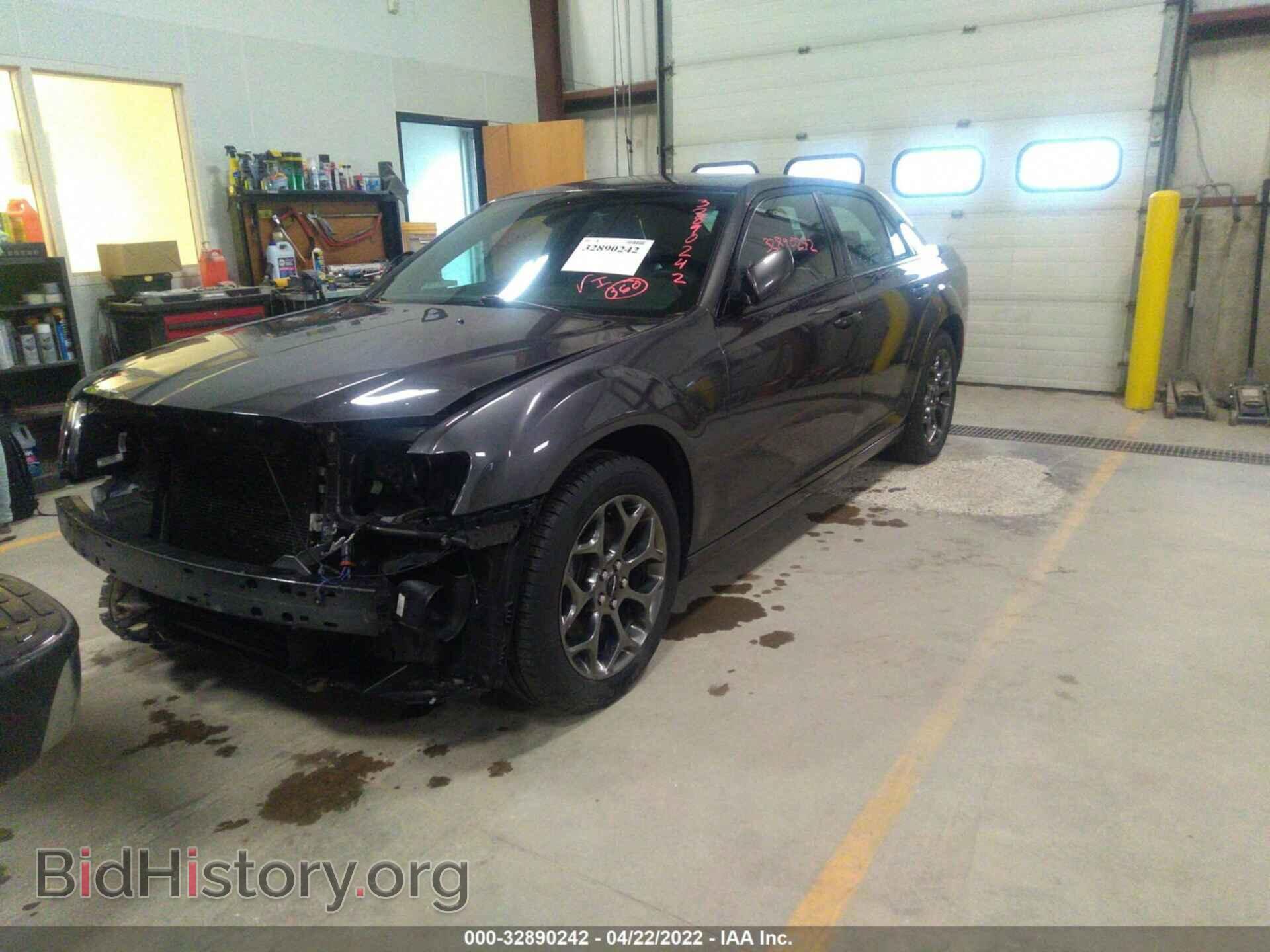 2017 CHRYSLER 300 - VIN: 2C3CCAGG3HH512666 - Фото 2