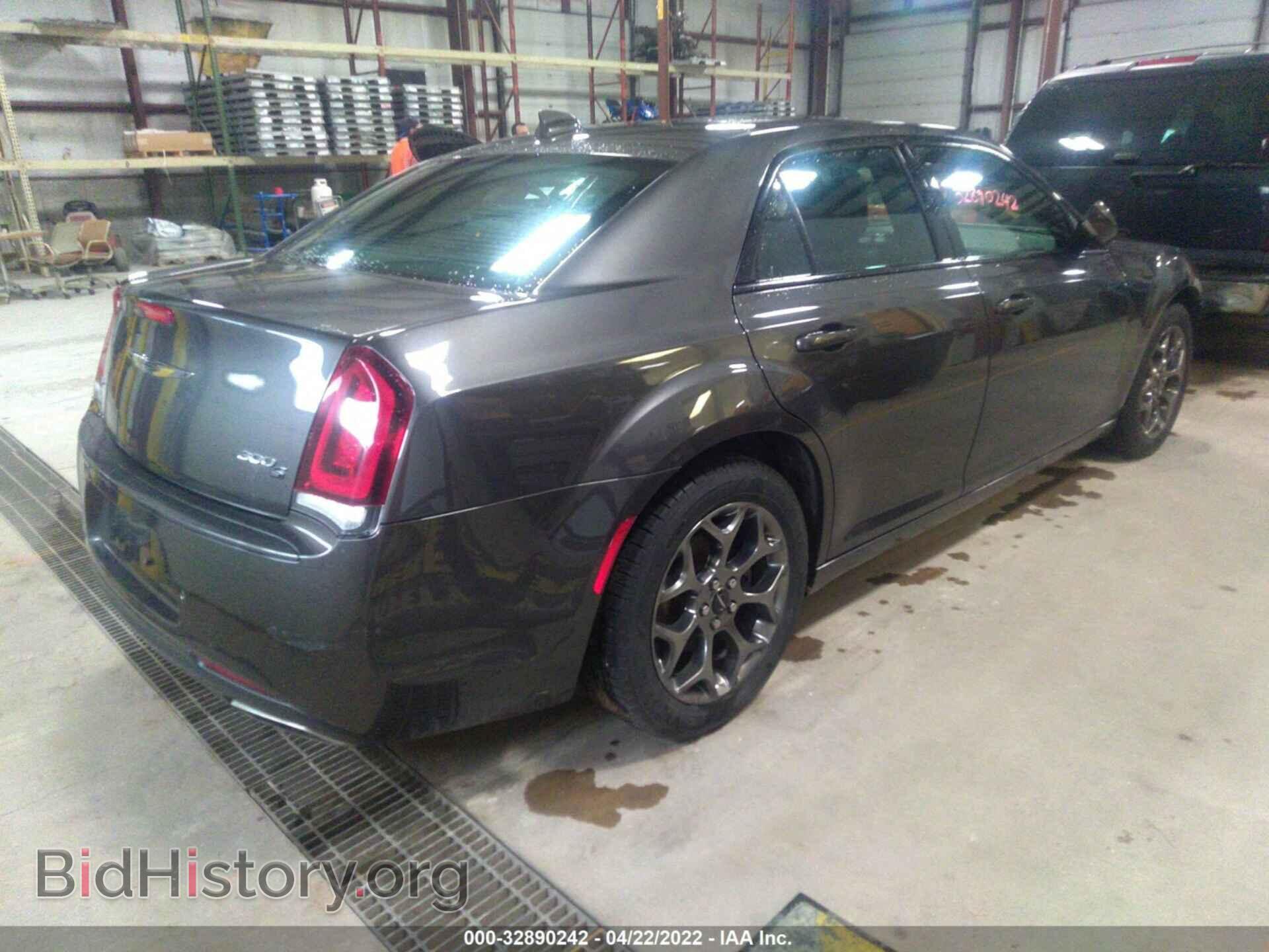 2017 CHRYSLER 300 - VIN: 2C3CCAGG3HH512666 - Фото 4