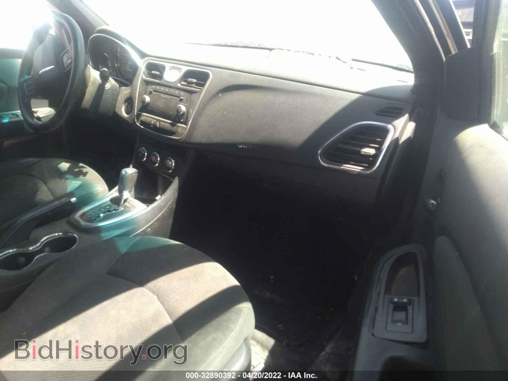 2012 CHRYSLER 200 - VIN: 1C3CCBAB1CN134902 - Фото 5
