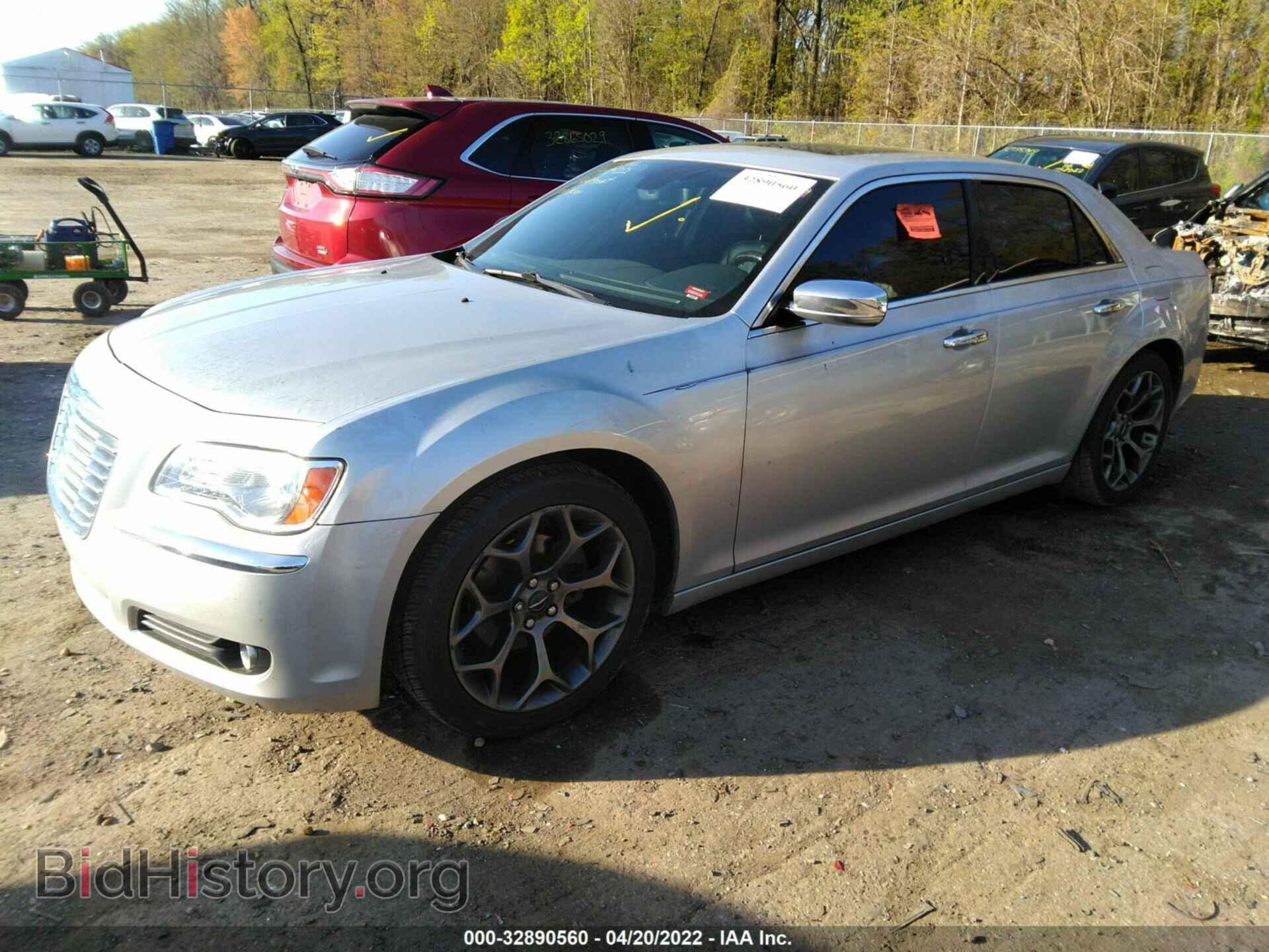 2012 CHRYSLER 300 - VIN: 2C3CCACG2CH136959 - Фото 2
