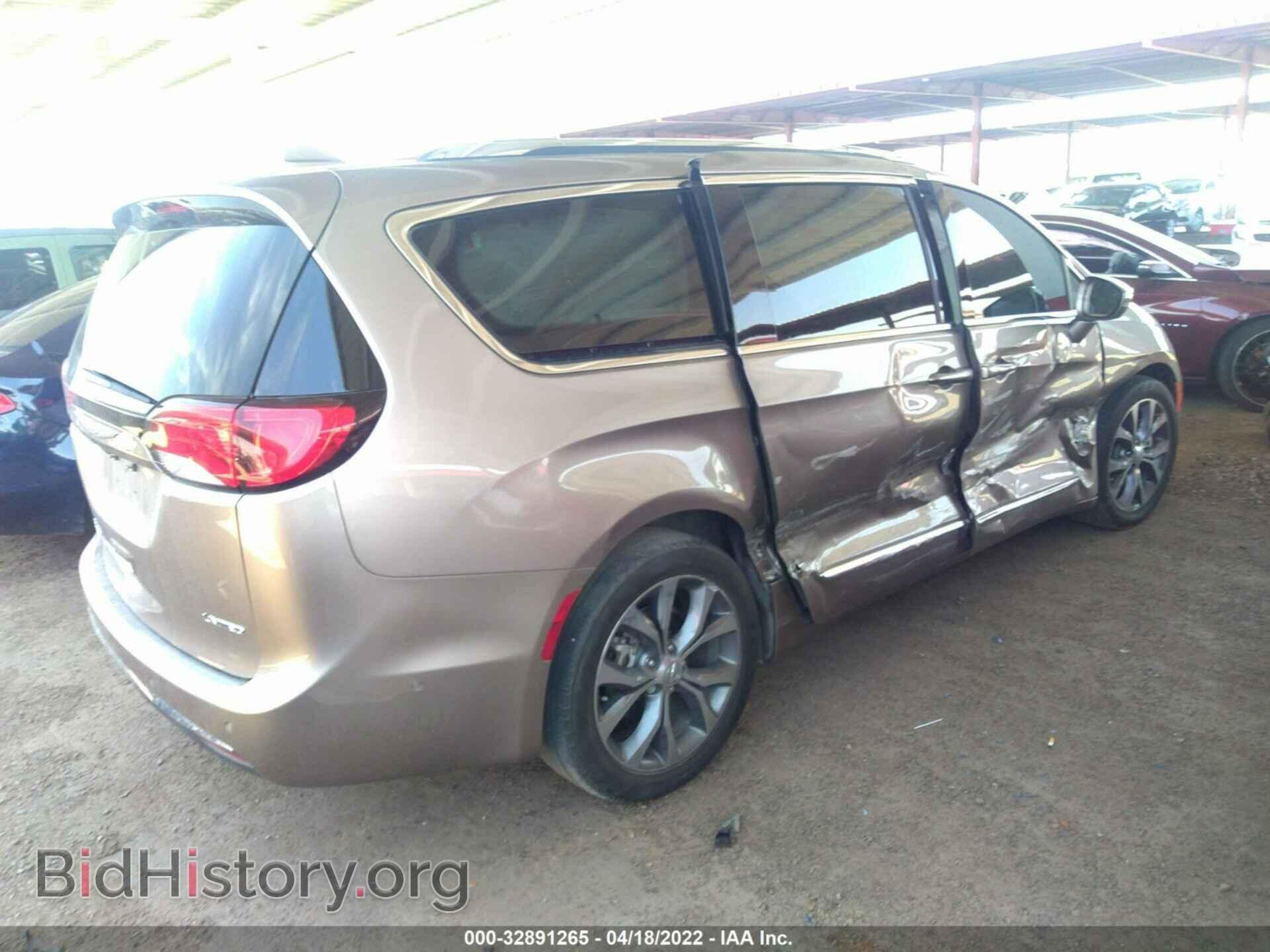2017 CHRYSLER PACIFICA - VIN: 2C4RC1GG5HR627785 - Фото 4