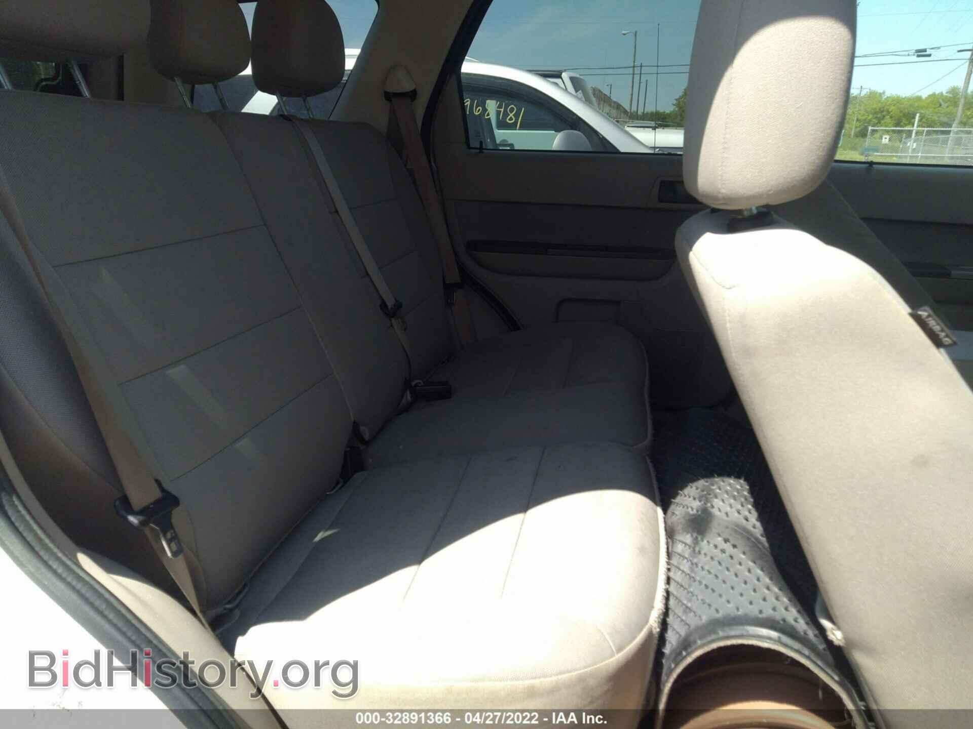 2012 FORD ESCAPE - VIN: 1FMCU0DG5CKC00823 - Фото 8