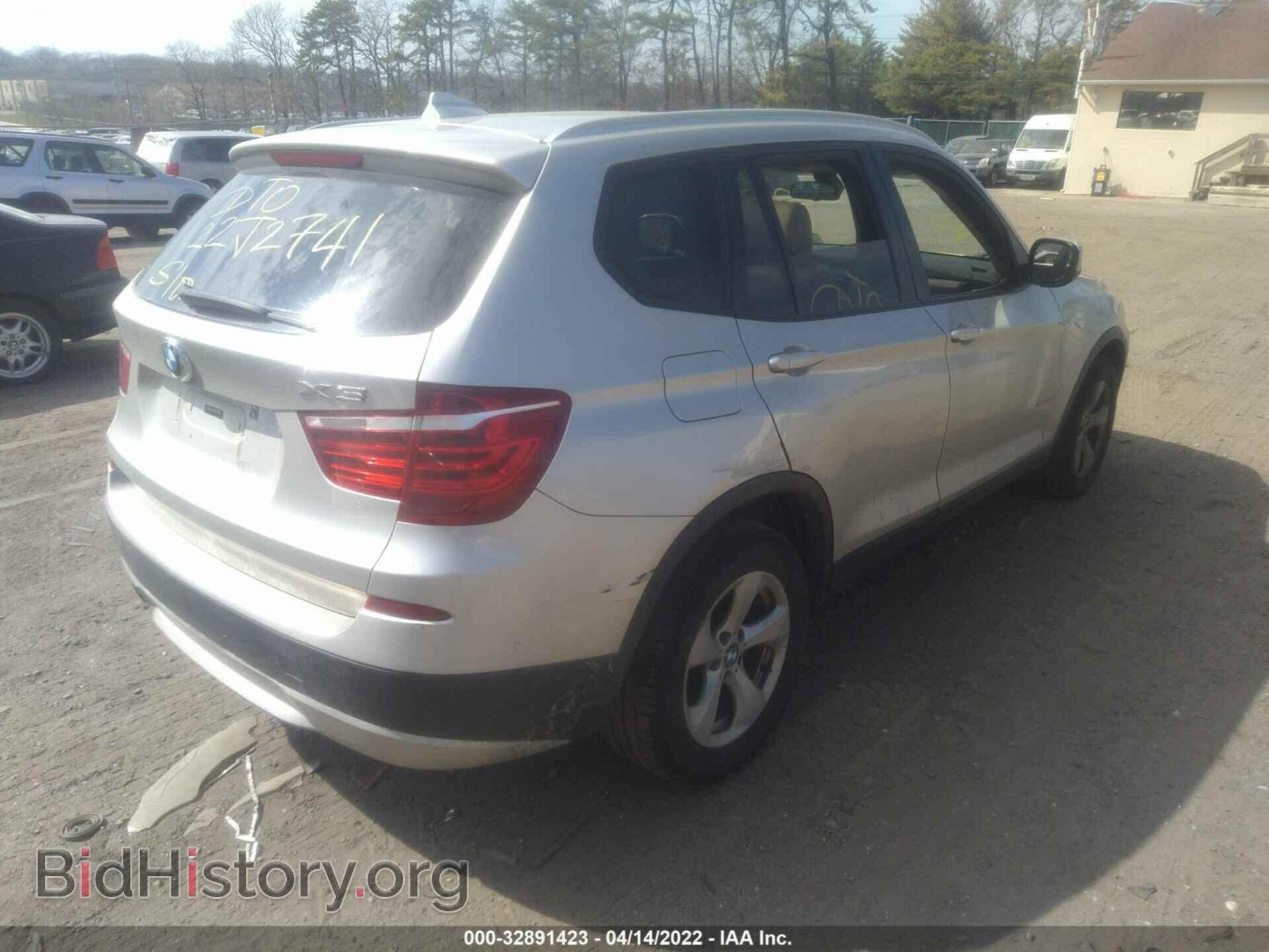 2011 BMW X3 - VIN: 5UXWX5C54BL702459 - Фото 4