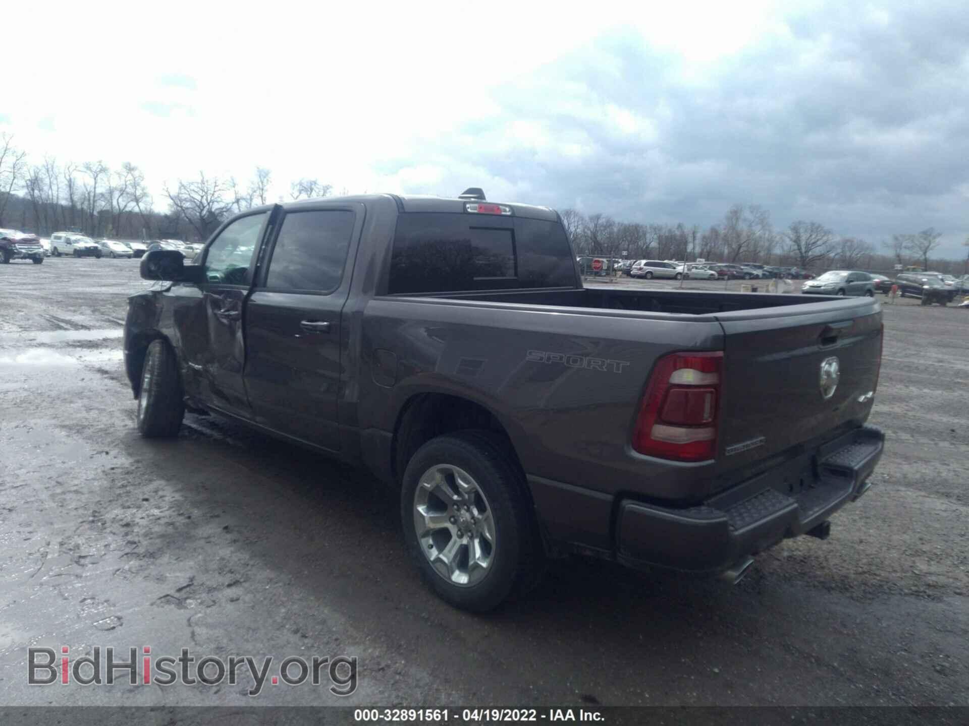 2020 RAM 1500 - VIN: 1C6SRFFM8LN242366 - Фото 3