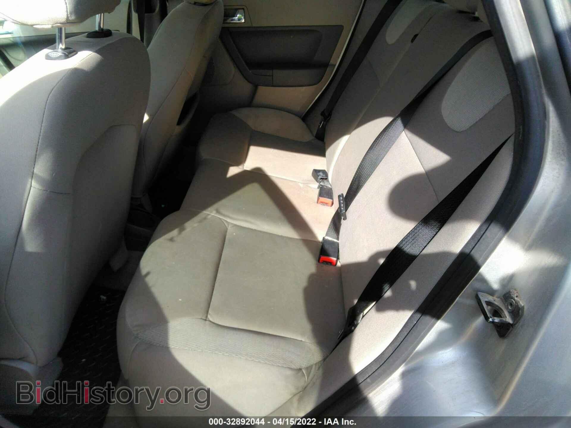 2009 FORD FOCUS - VIN: 1FAHP36N09W103972 - Фото 8