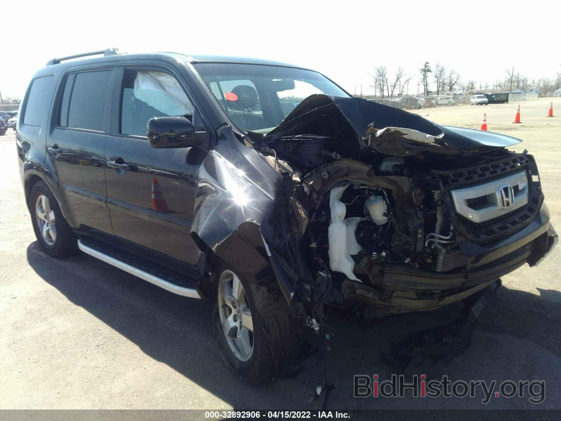 Photo 5FNYF4H63BB106352 - HONDA PILOT 2011