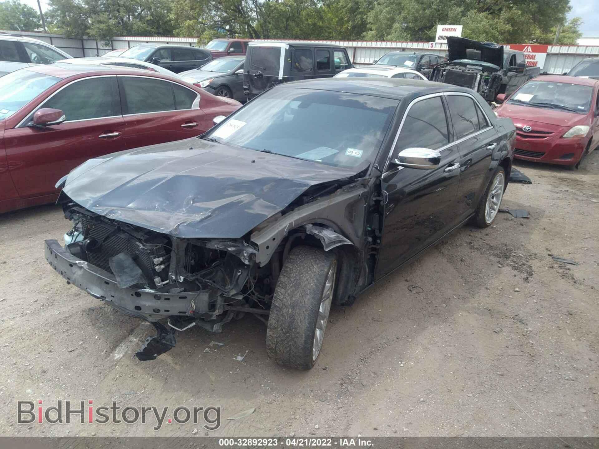 2017 CHRYSLER 300 - VIN: 2C3CCAEG5HH646016 - Photo 2