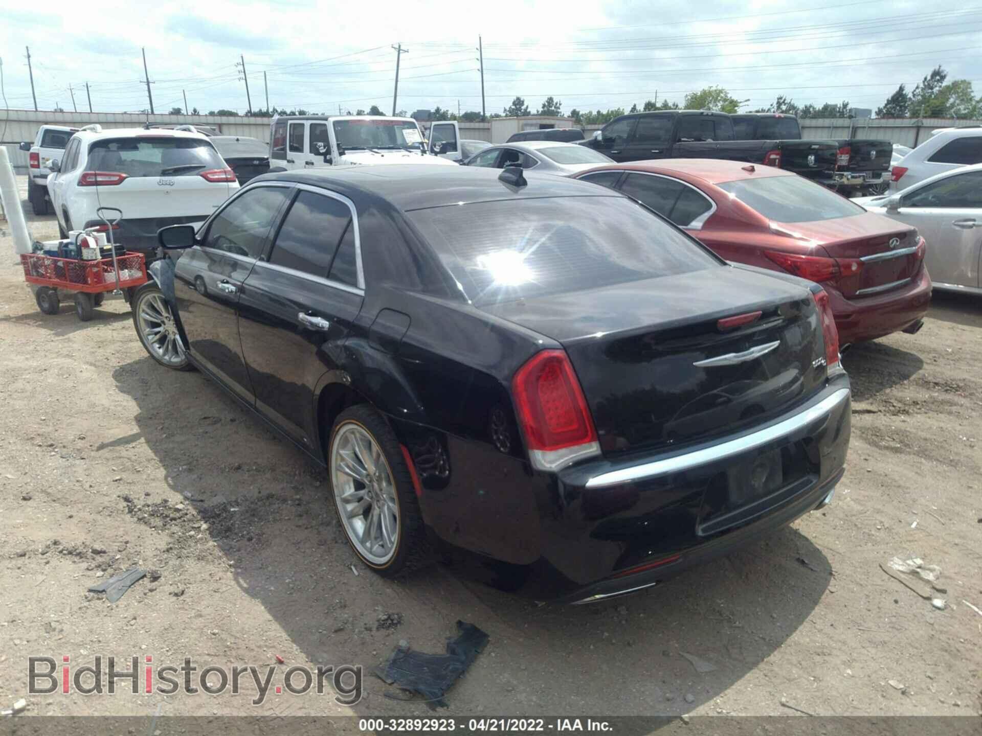 2017 CHRYSLER 300 - VIN: 2C3CCAEG5HH646016 - Photo 3