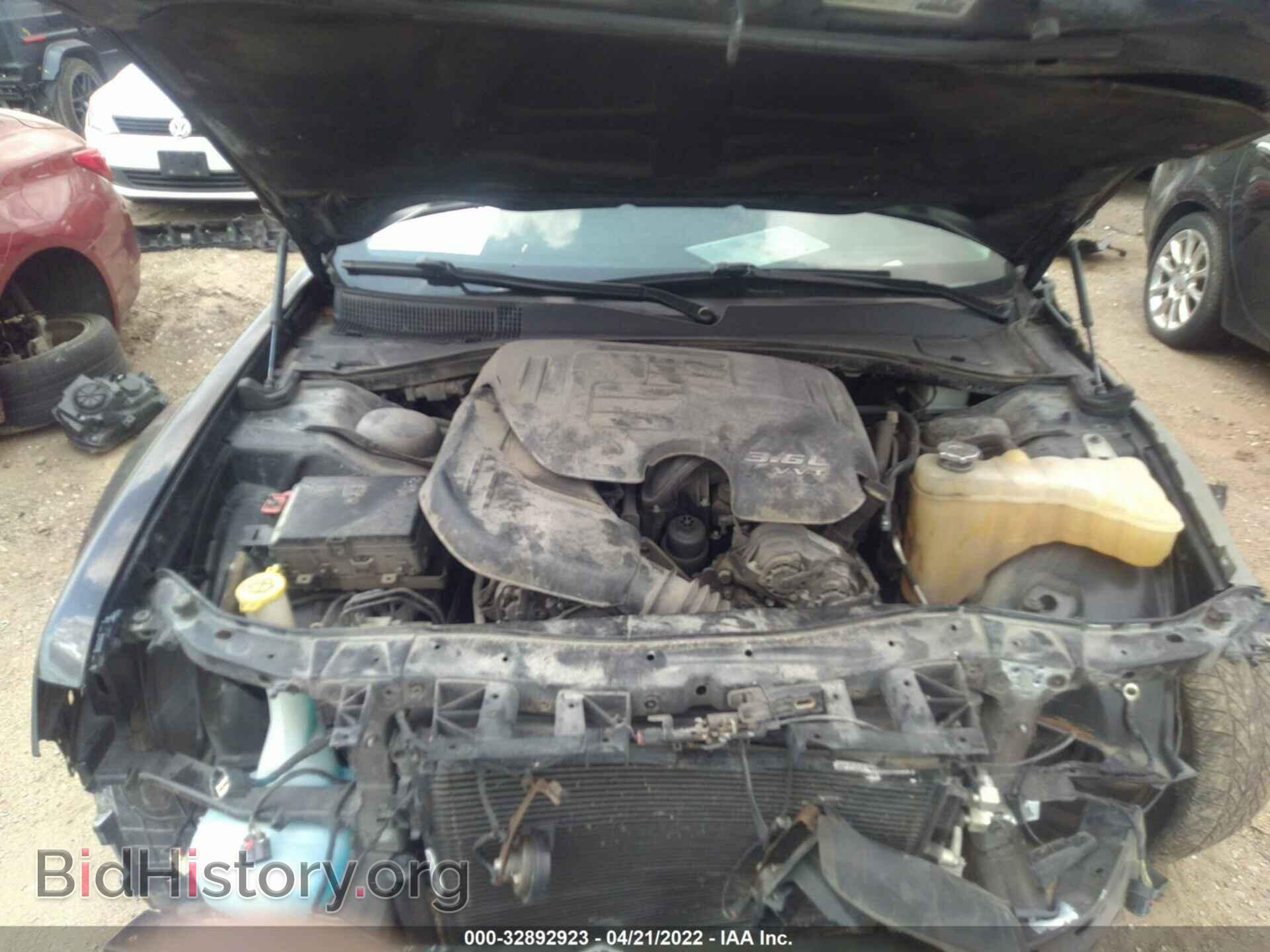 2017 CHRYSLER 300 - VIN: 2C3CCAEG5HH646016 - Photo 10