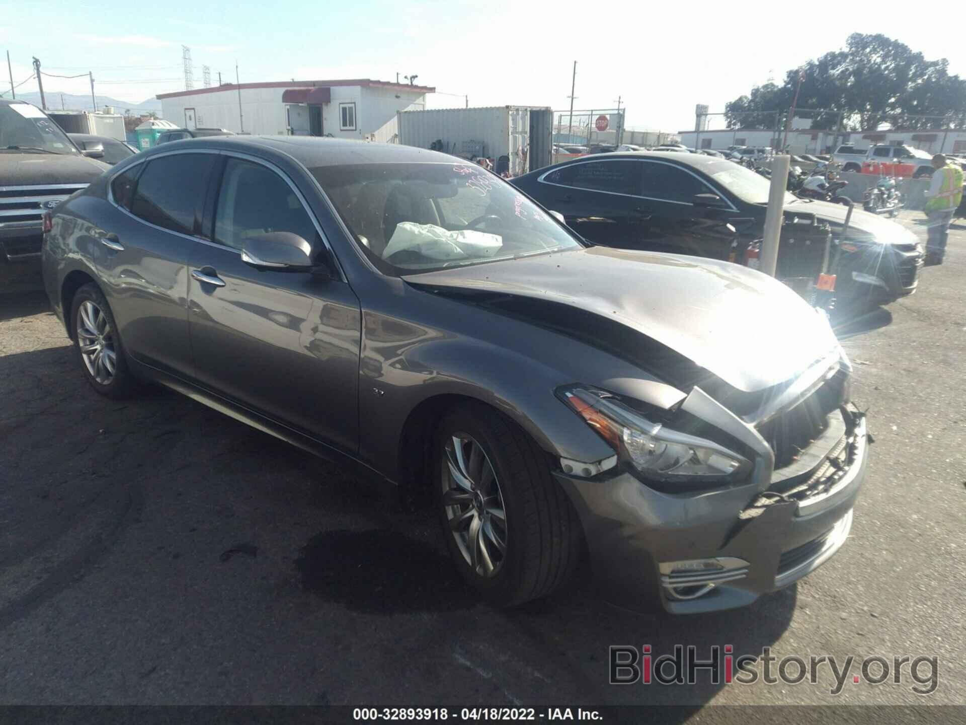 Photo JN1BY1AP2KM505426 - INFINITI Q70 2019