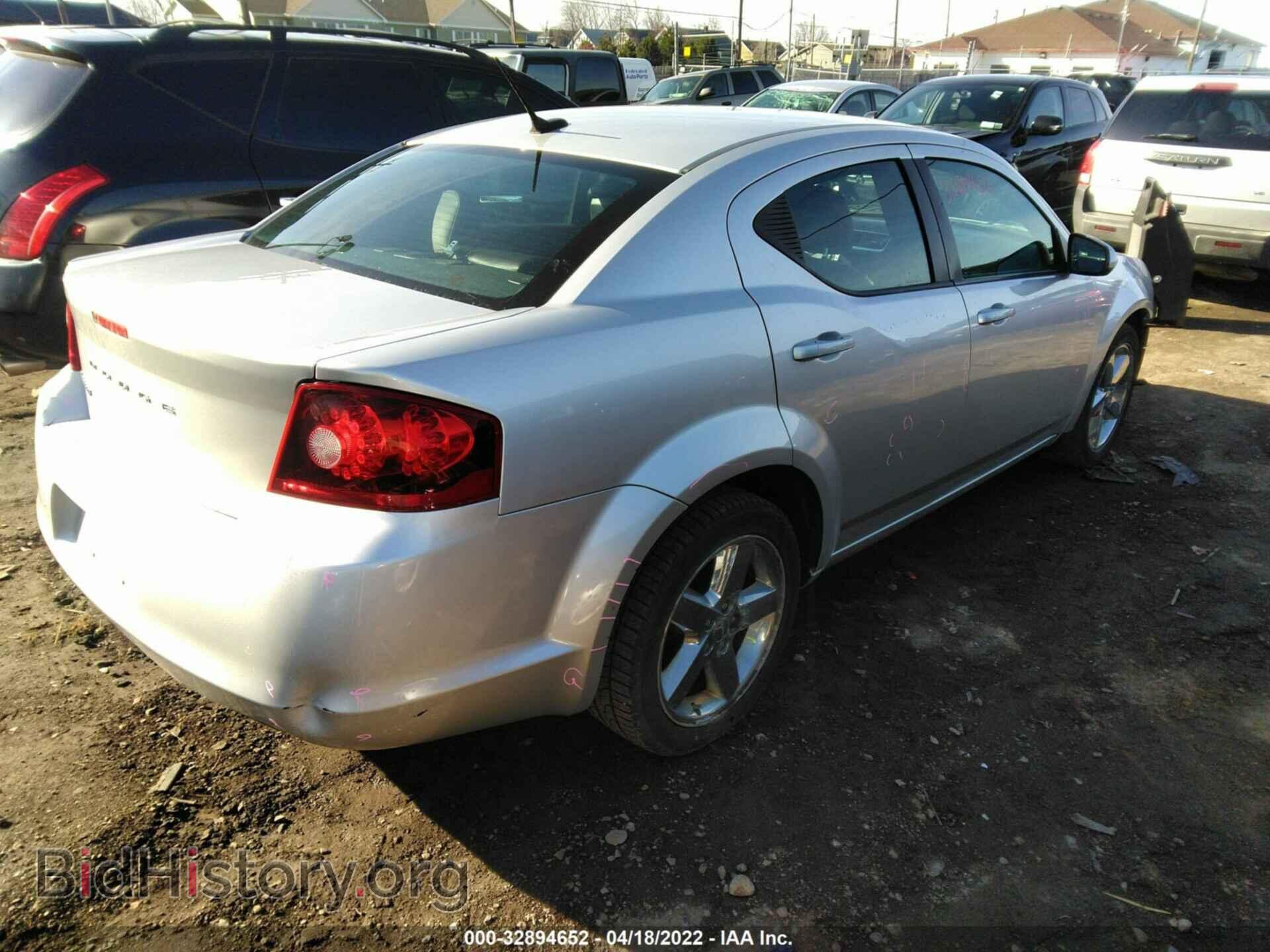 2011 DODGE AVENGER - VIN: 1B3BD2FB1BN583820 - Фото 4