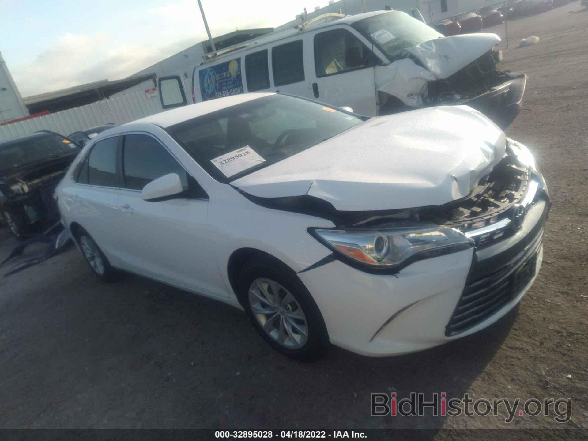 Photo 4T4BF1FK4GR523127 - TOYOTA CAMRY 2016