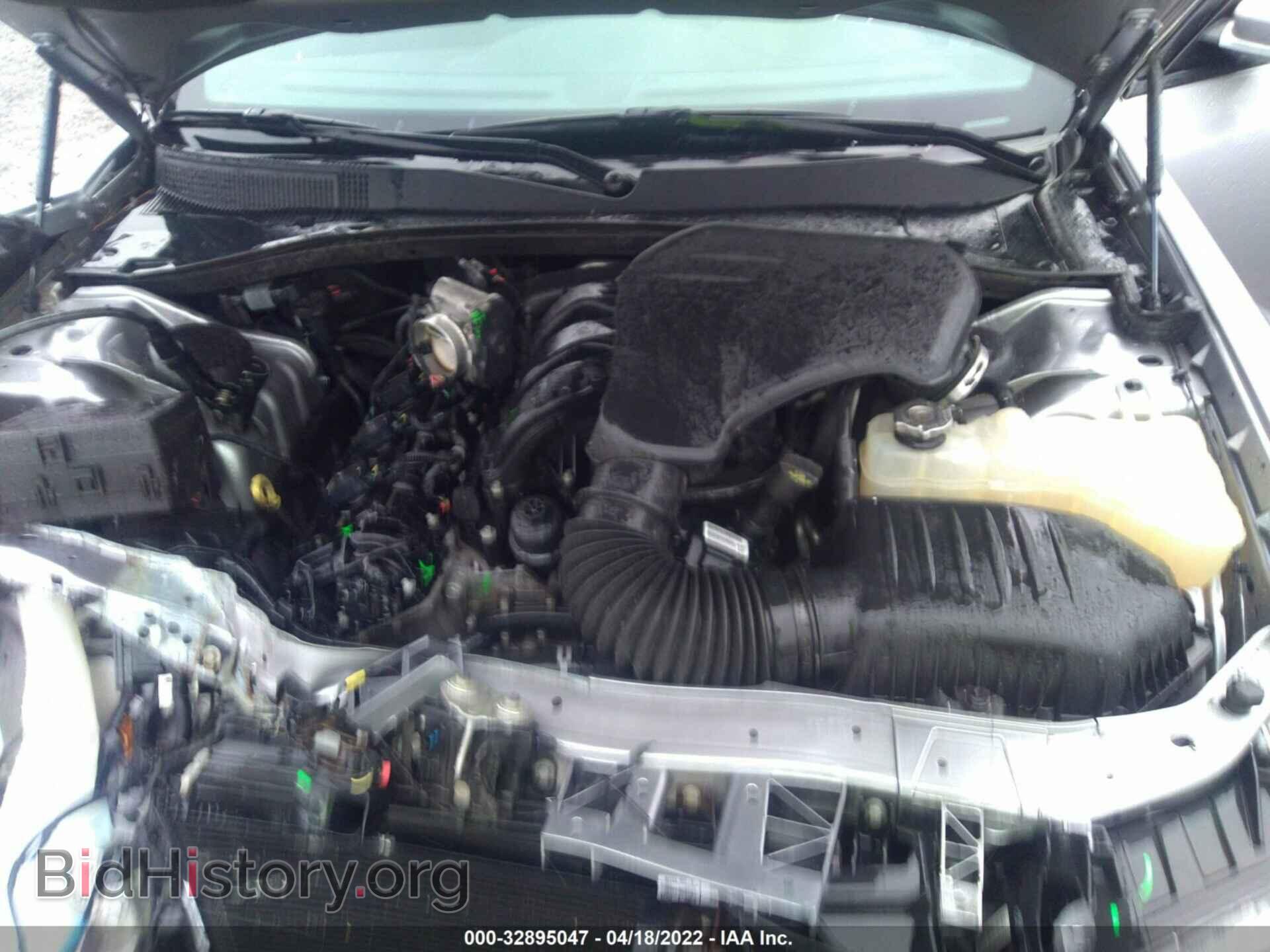 2018 CHRYSLER 300 - VIN: 2C3CCAGG1JH141299 - Фото 10