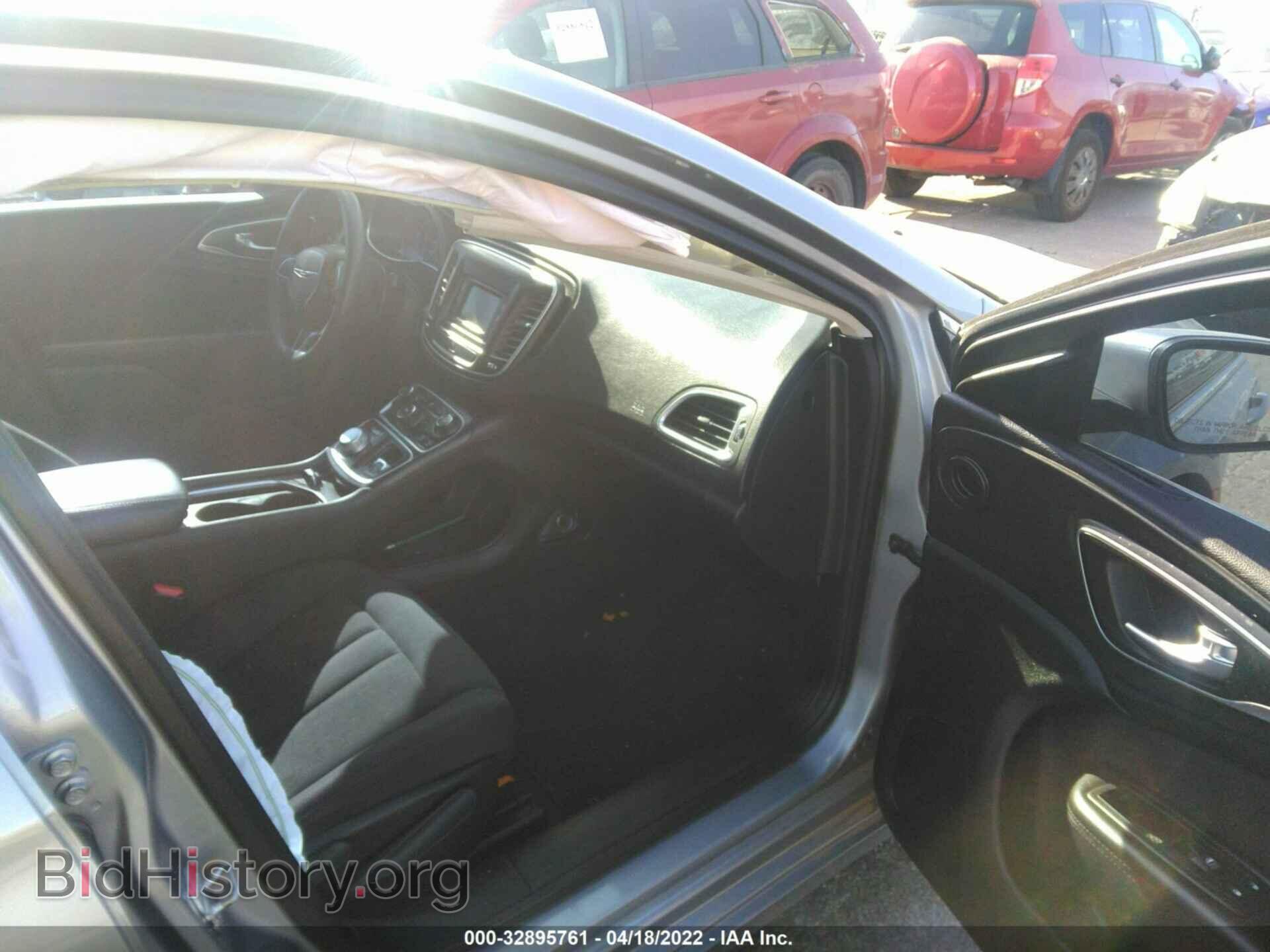 2015 CHRYSLER 200 - VIN: 1C3CCCAB9FN576563 - Фото 5