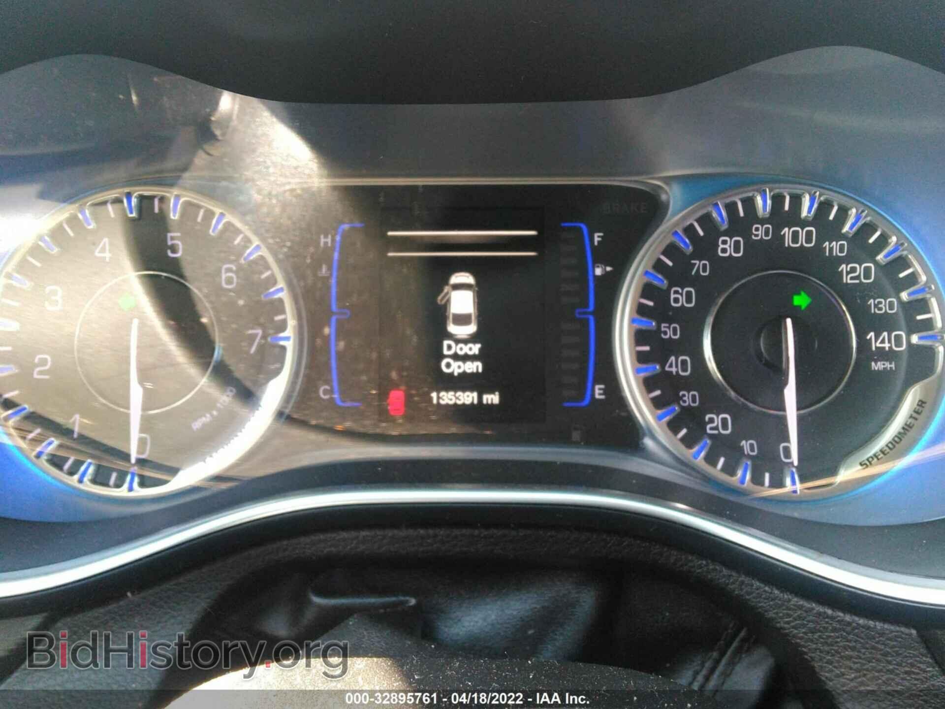 2015 CHRYSLER 200 - VIN: 1C3CCCAB9FN576563 - Фото 7