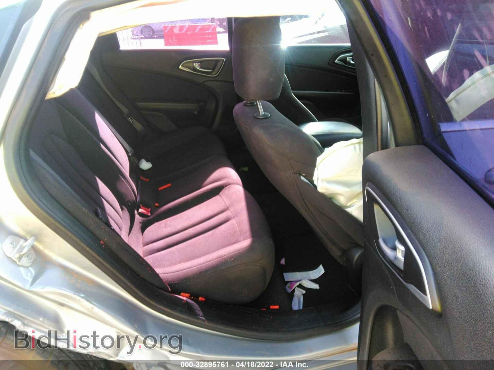 2015 CHRYSLER 200 - VIN: 1C3CCCAB9FN576563 - Фото 8
